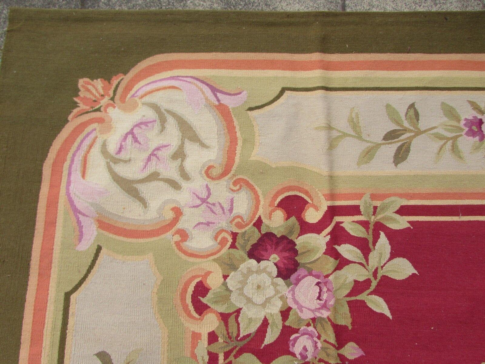 Handmade Vintage French Aubusson Rug 10' x 13.5', 1970s, 1Q52 In Good Condition For Sale In Bordeaux, FR