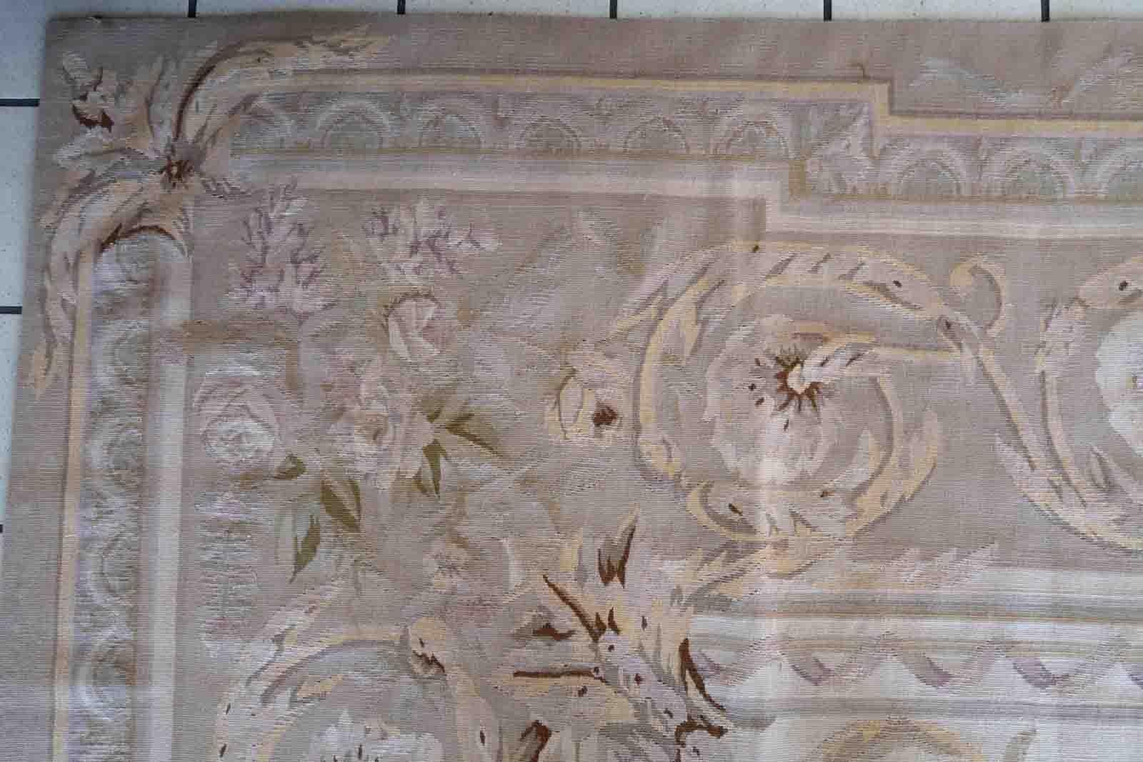 Tapis d'Aubusson français vintage fait à la main, années 1970, 1C884 en vente 5