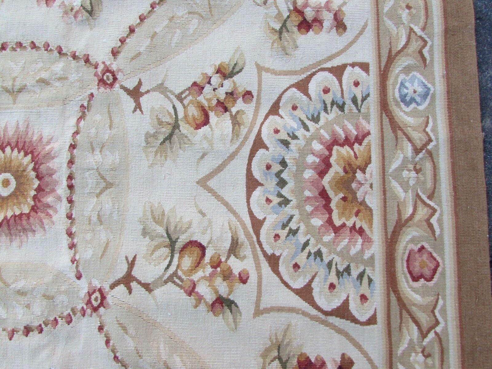 Hand-Knotted Handmade Vintage French Aubusson Rug, 1970s, 1Q0187