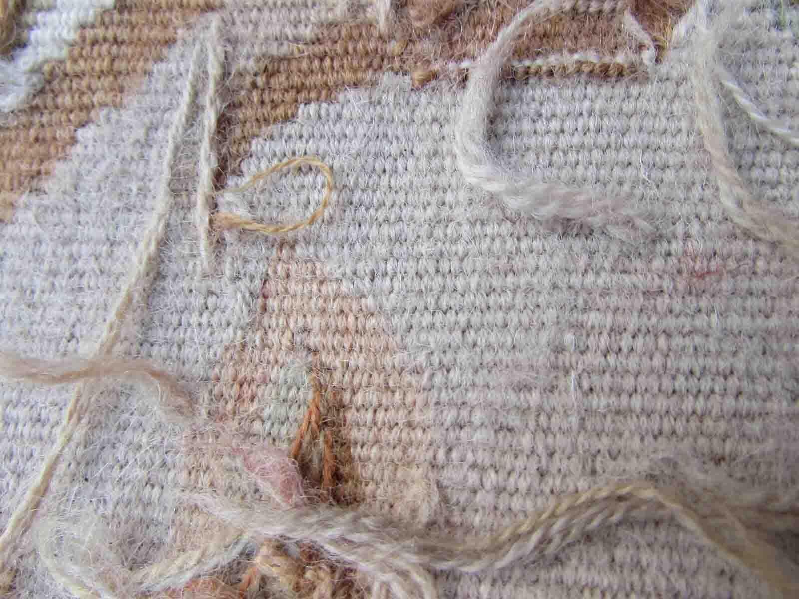 Handmade Vintage French Aubusson Rug, 1970s, 1Q03 In Good Condition In Bordeaux, FR