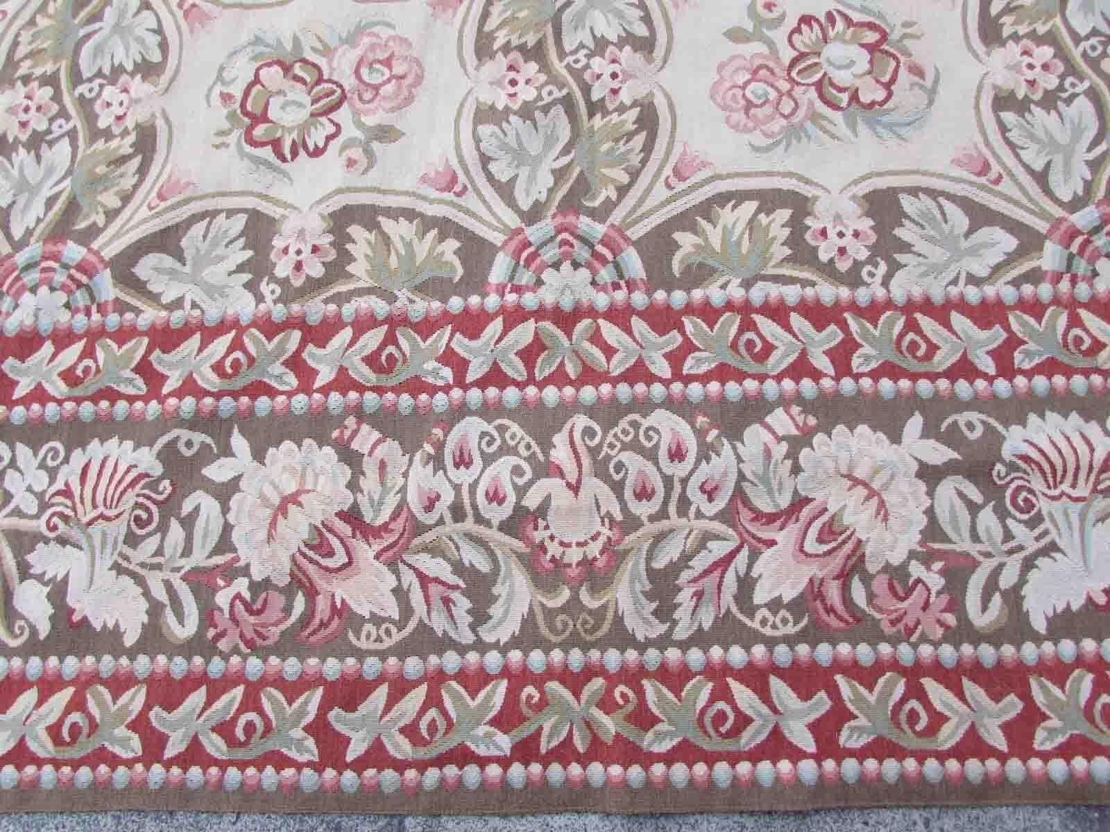 Handmade Vintage French Aubusson Rug, 1970s, 1Q07 For Sale 5