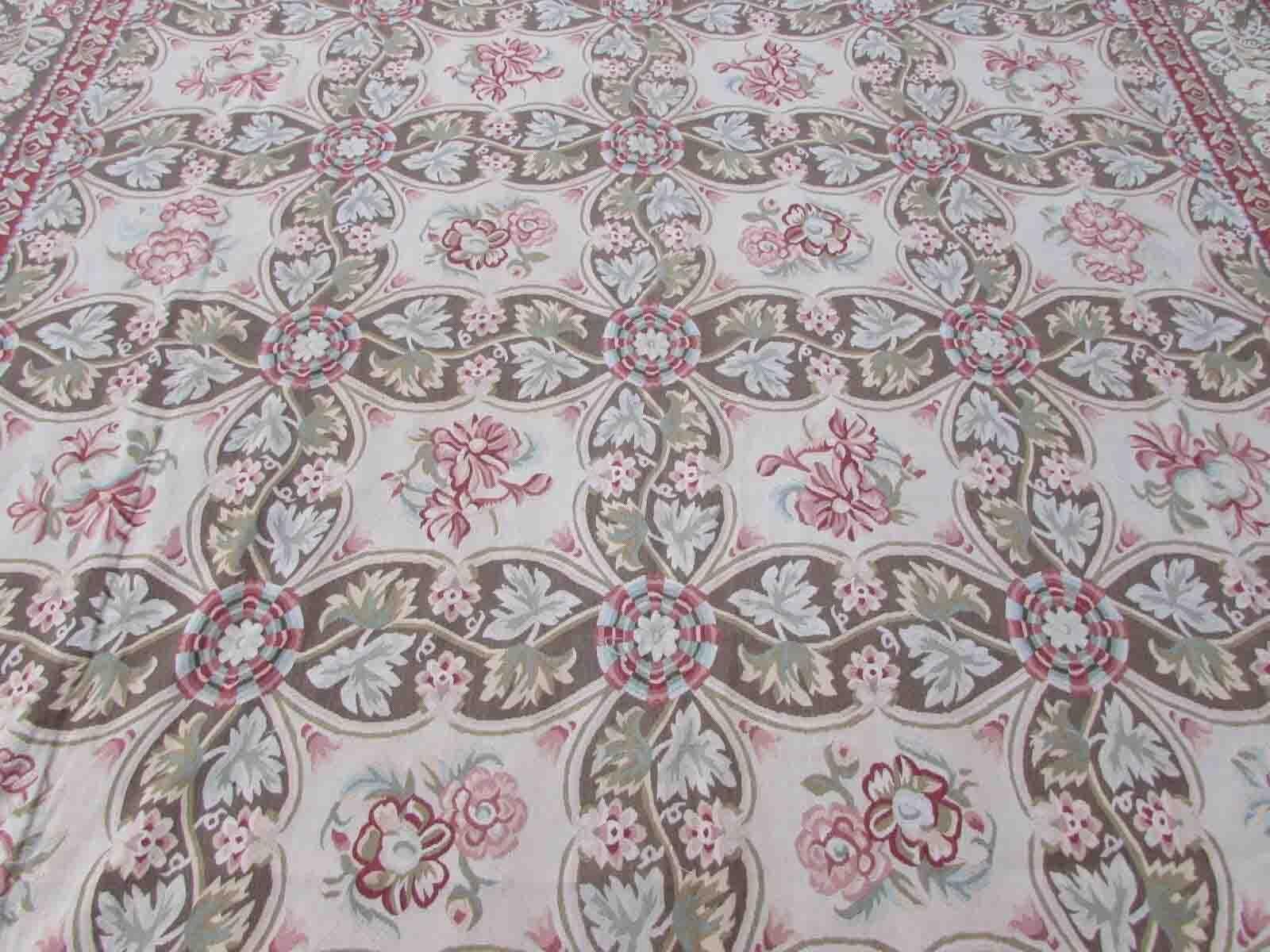 Hand-Knotted Handmade Vintage French Aubusson Rug, 1970s, 1Q07 For Sale