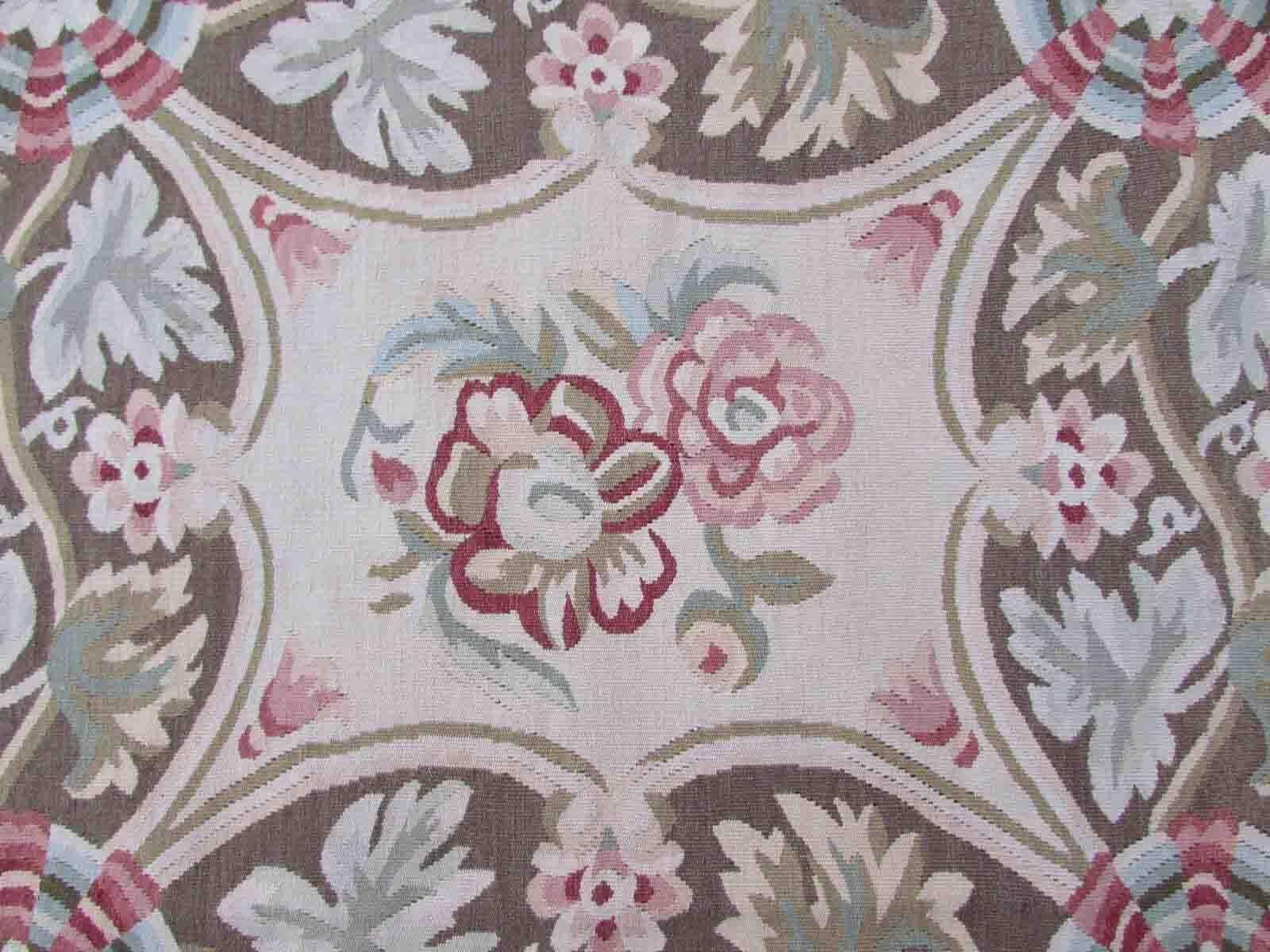 Handmade Vintage French Aubusson Rug, 1970s, 1Q07 For Sale 2