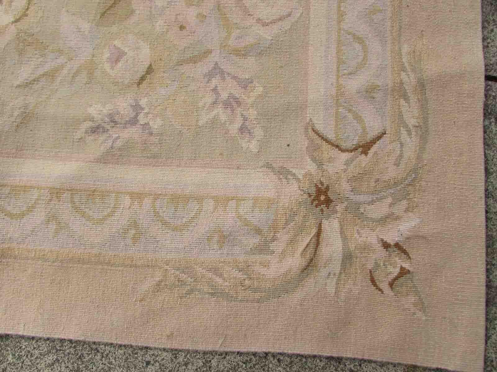 Handmade Vintage French Aubusson Rug, 1970s, 1Q13 In Good Condition In Bordeaux, FR