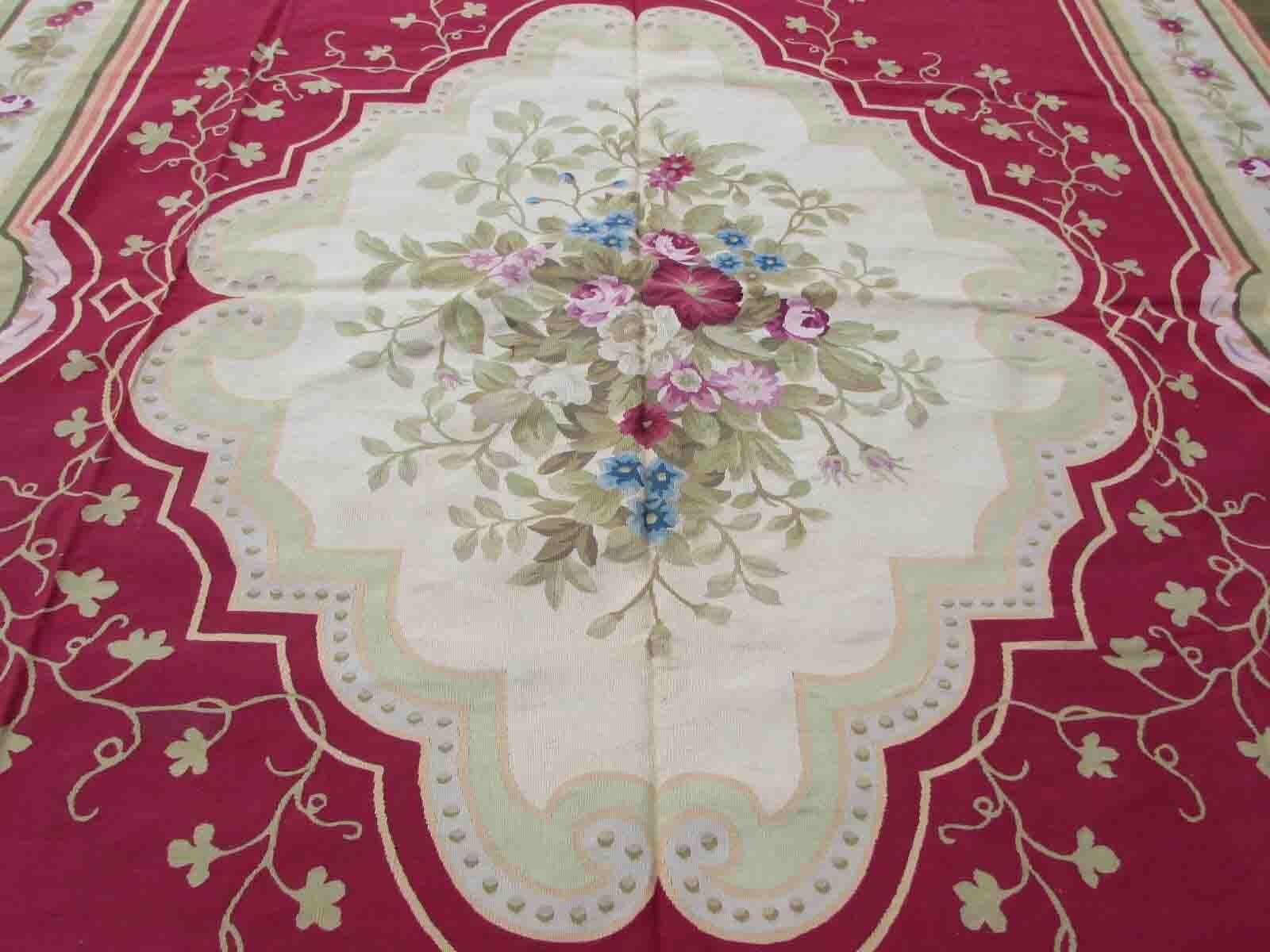 Handmade Vintage French Aubusson Rug, 1970s, 1Q21 In Good Condition In Bordeaux, FR