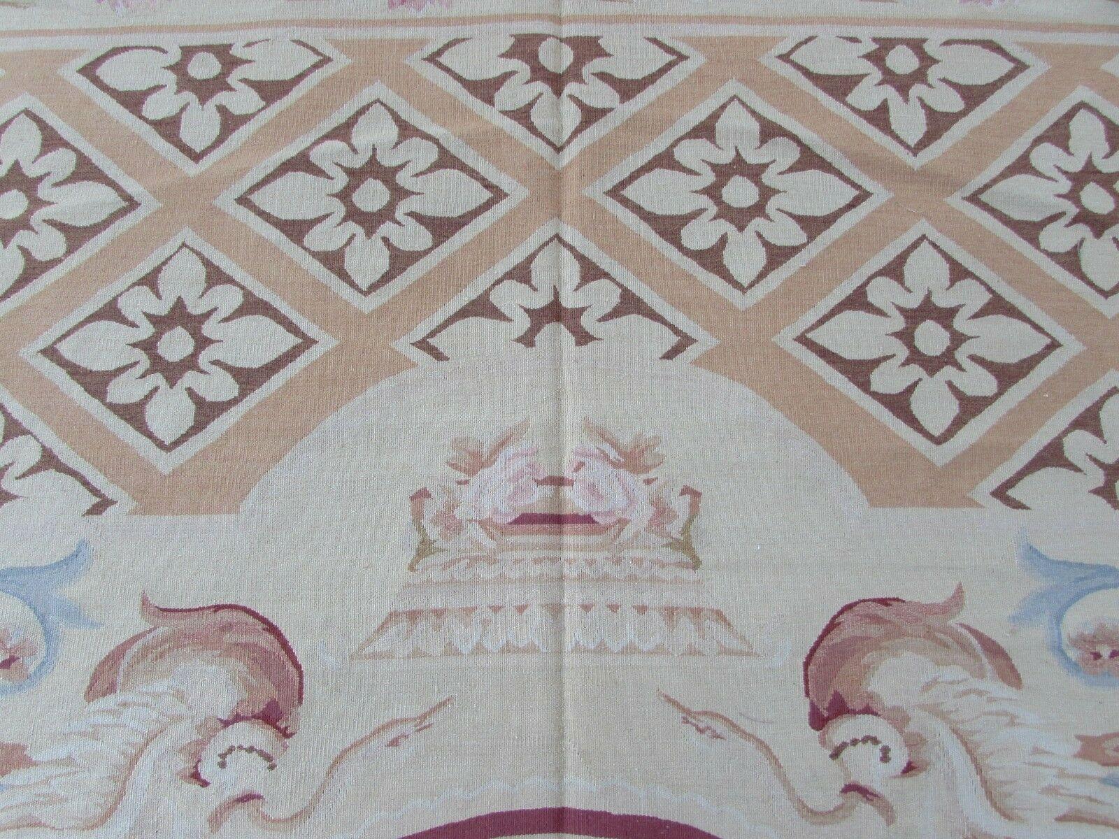 Handmade Vintage French Aubusson Rug, 1980s, 1Q0172 In Good Condition In Bordeaux, FR