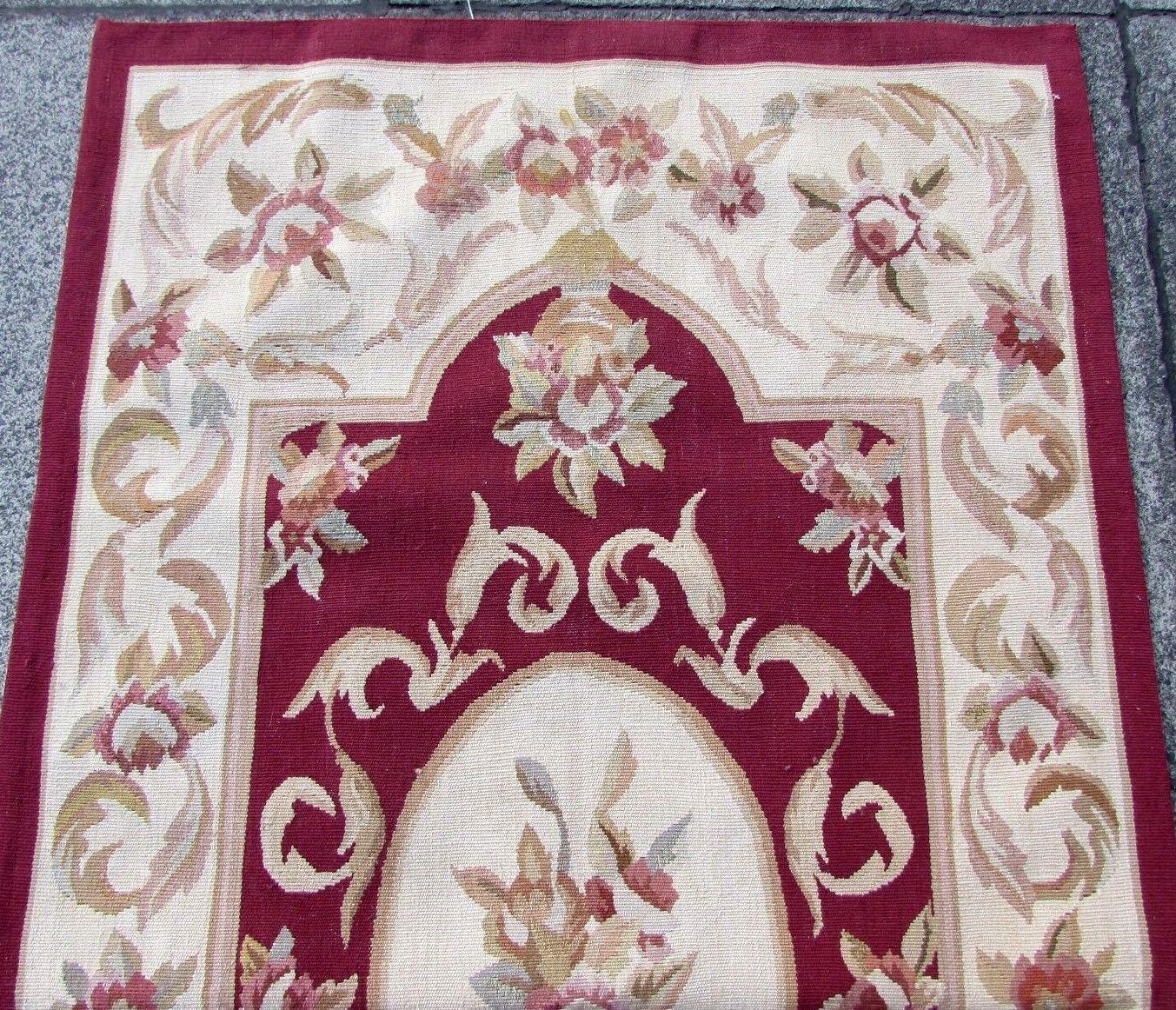 Handmade vintage classic French Aubusson rug. It is from the end of 20th century in original good condition.

-Condition: Original good,

-Circa 1980s,

-Size: 2.6' x 4.7' (80cm x 145cm),

-Material: Wool,

-Country of origin:
