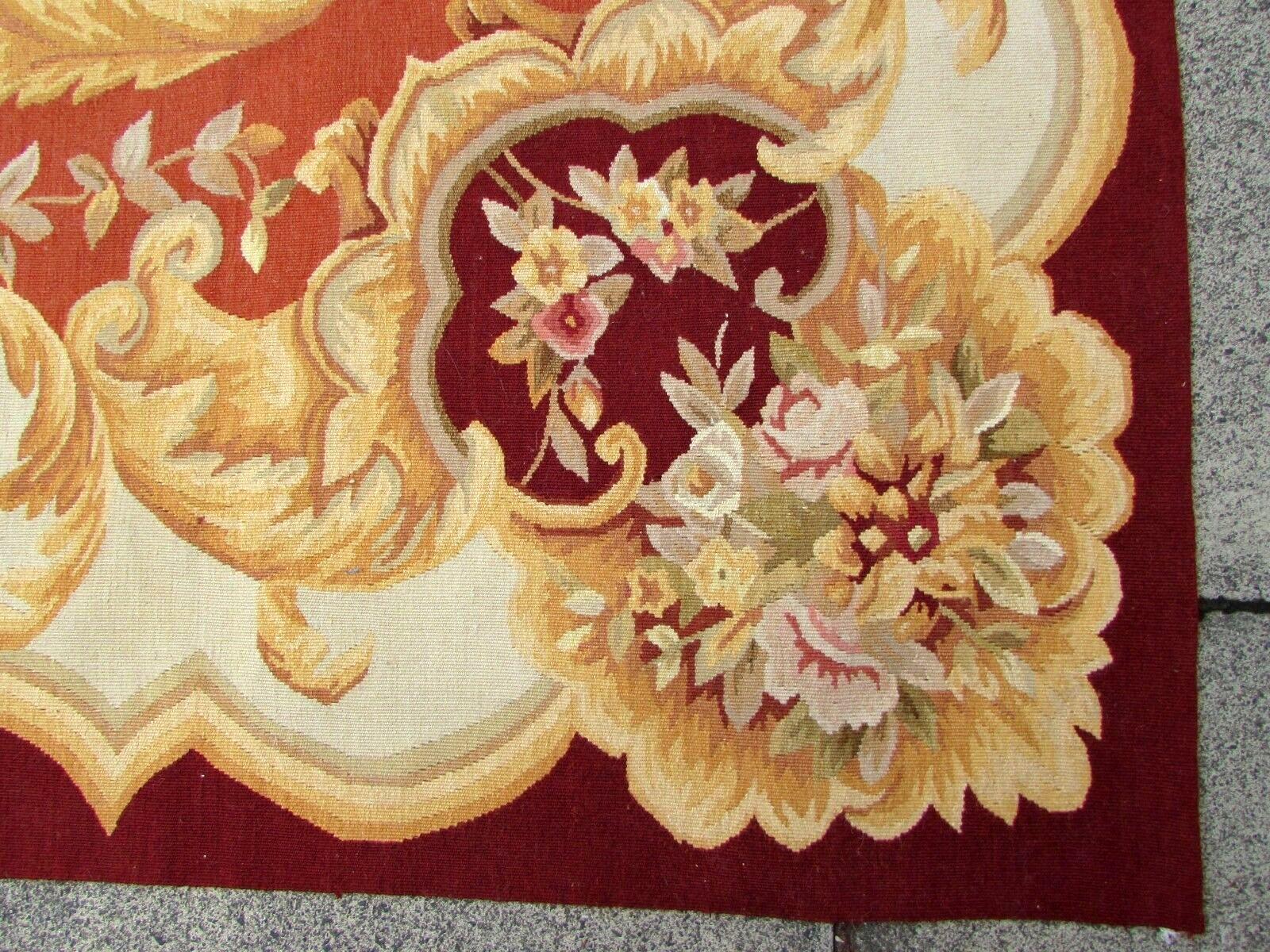 Late 20th Century Handmade Vintage French Aubusson Rug, 1980s, 1Q0321