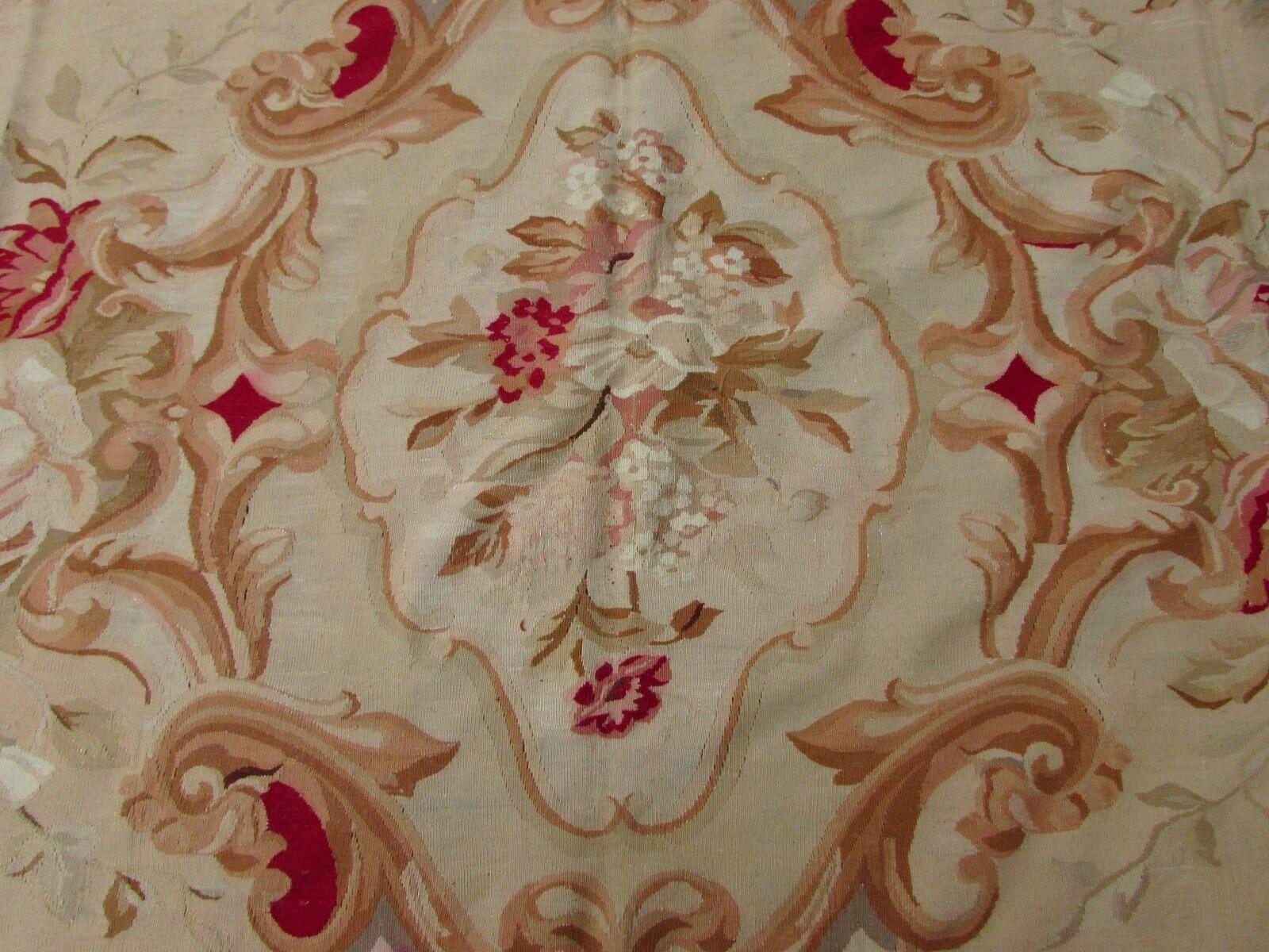Late 20th Century Handmade Vintage French Aubusson Rug, 1980s, 1Q0332