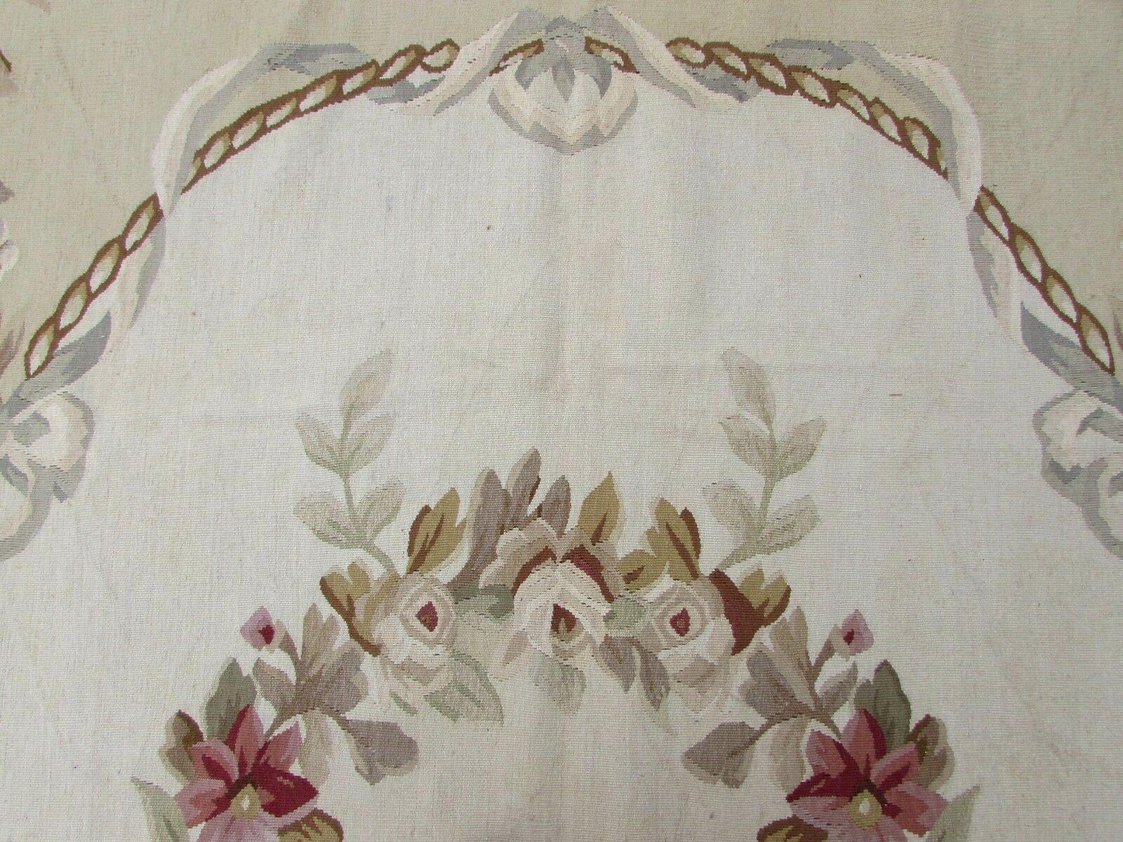 Hand-Knotted Handmade Vintage French Aubusson Rug, 1980s, 1Q0351