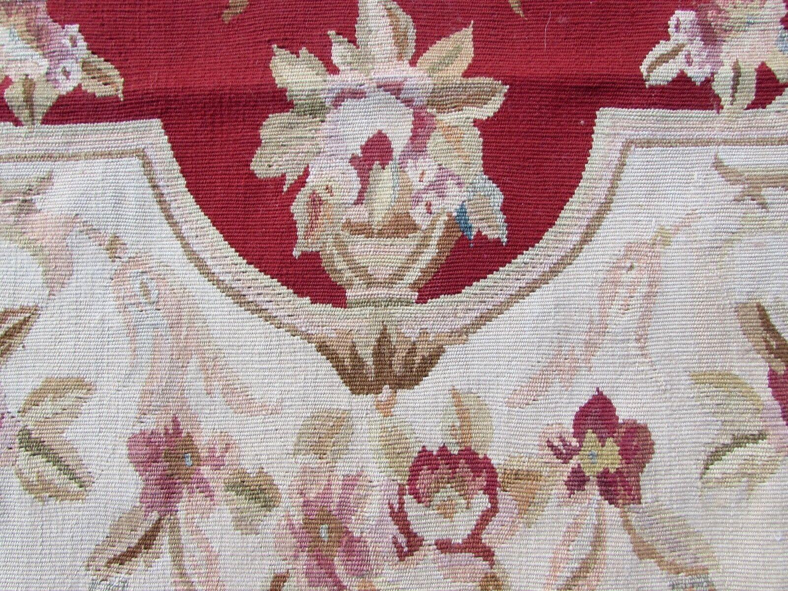 Handmade Vintage French Aubusson Rug 2.6' x 4.7', 1980s, 1Q38 For Sale 4
