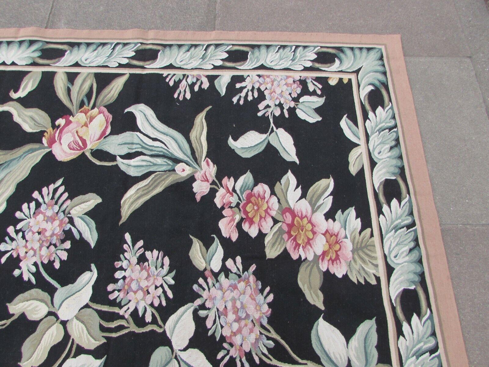 Handmade Vintage French Aubusson Rug 8.8' x 12.2', 1970s, 1Q51 In Good Condition For Sale In Bordeaux, FR