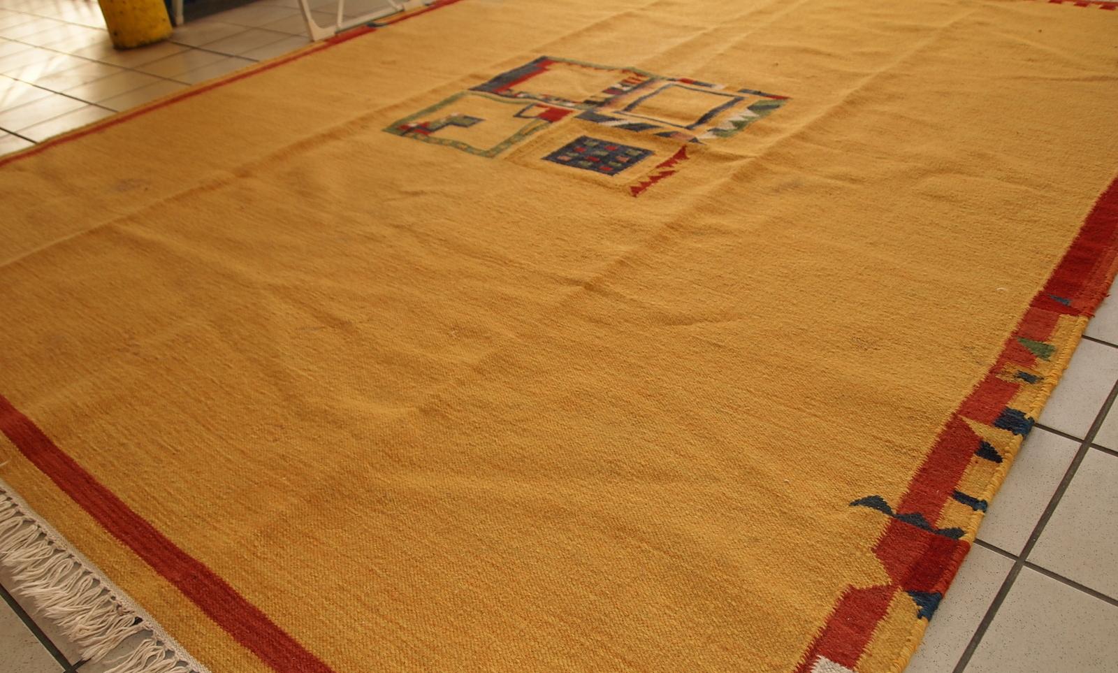 Handmade Vintage Gabbeh Style Kilim, 1970s, 1C582 In Good Condition In Bordeaux, FR