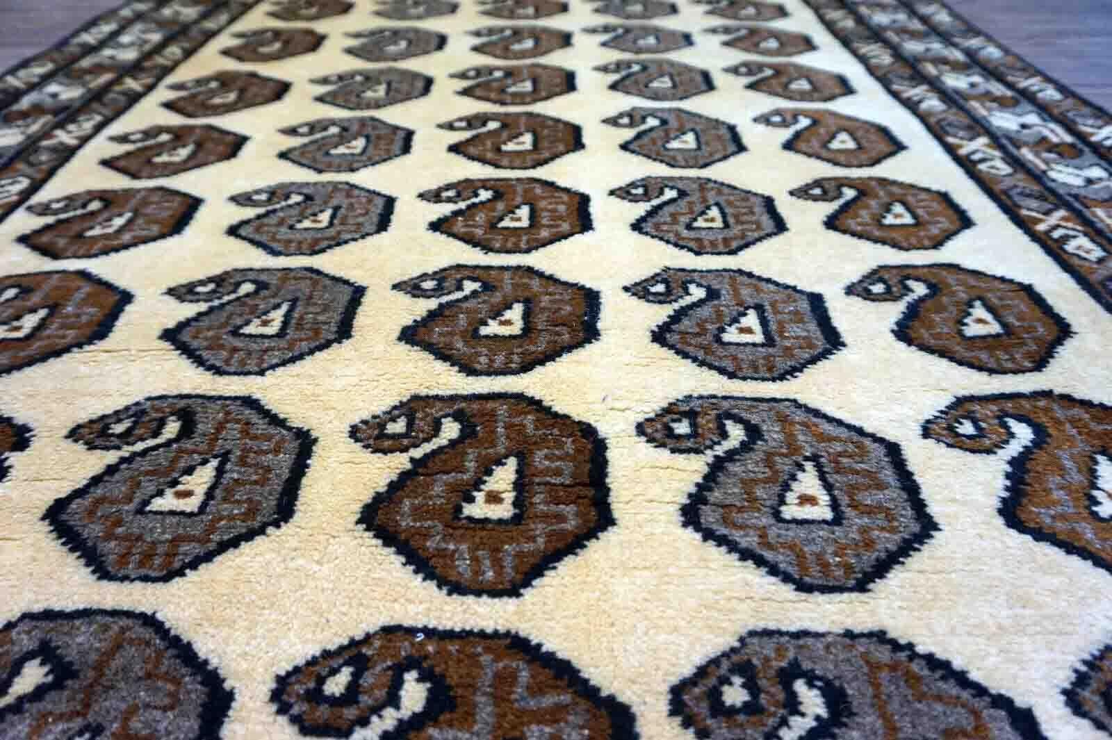 Handgefertigter Vintage-Teppich im Gabbeh-Stil, 1970er Jahre, 1D01 (Asiatisch) im Angebot