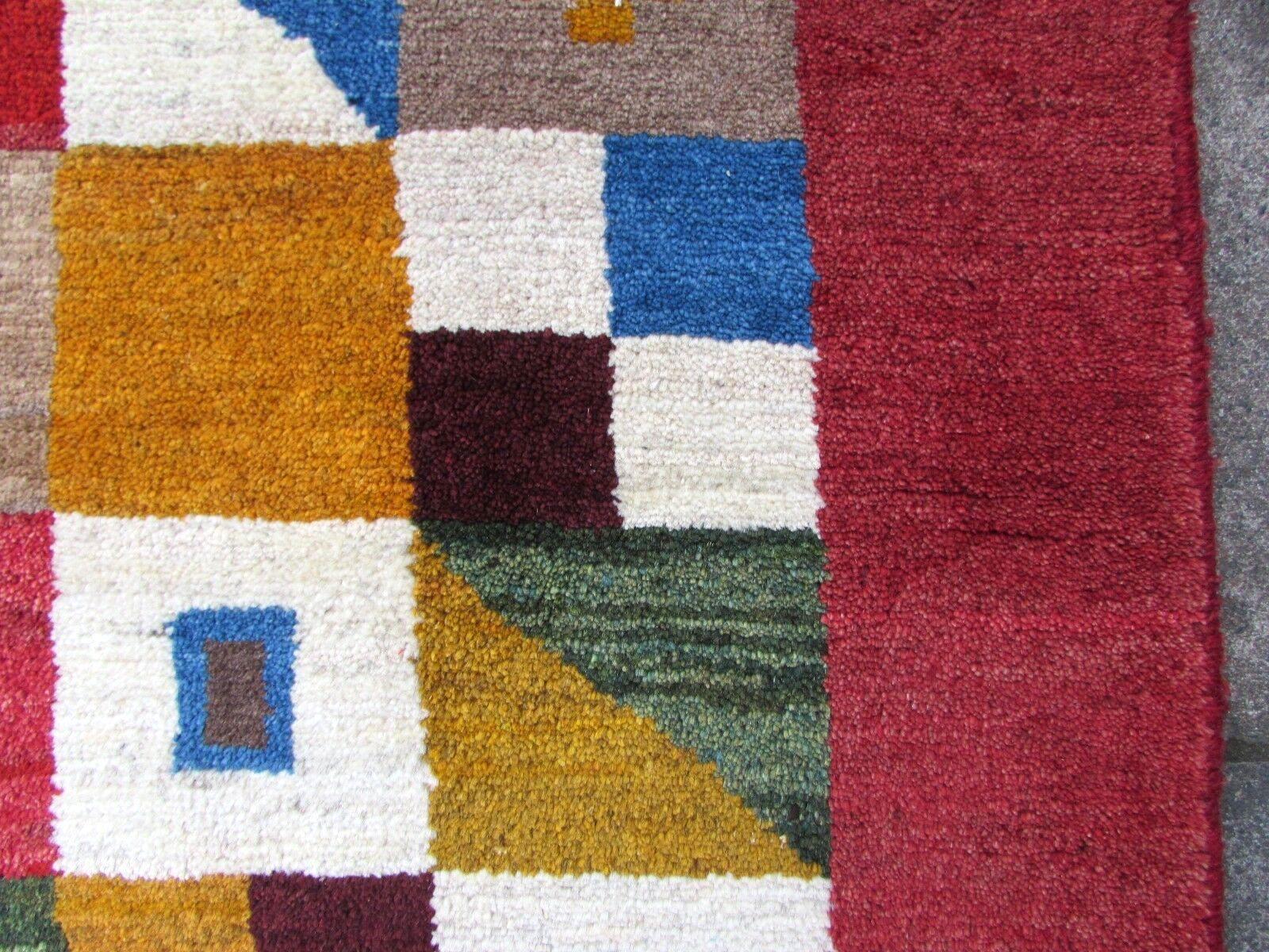 Handmade Vintage Gabbeh Style Rug, 1970s, 1Q0257 In Good Condition In Bordeaux, FR