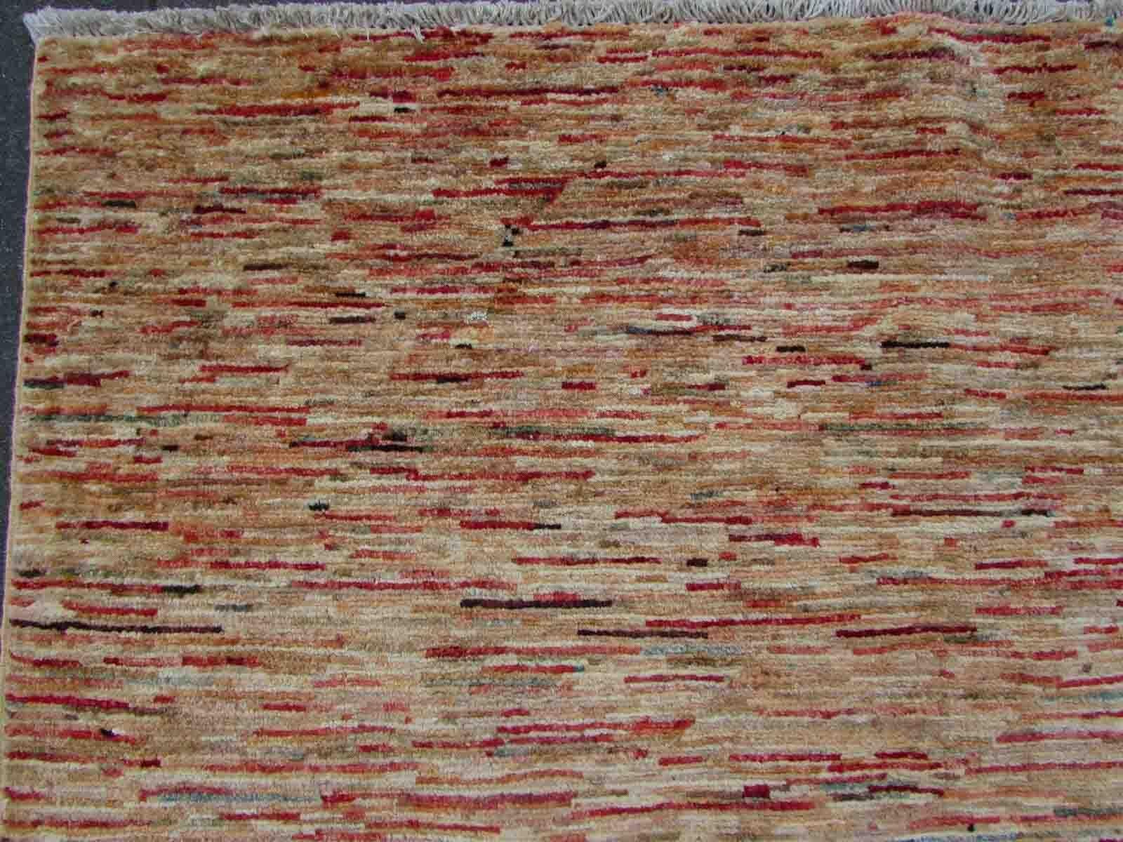 Handgefertigter Vintage-Teppich im Gabbeh-Stil, 1970er Jahre, 1Q10 (Handgeknüpft) im Angebot