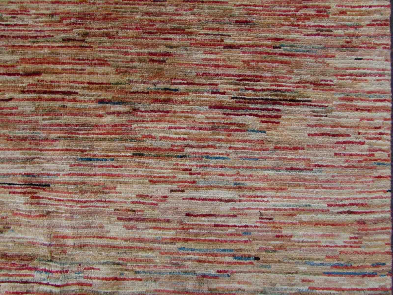 Handgefertigter Vintage-Teppich im Gabbeh-Stil, 1970er Jahre, 1Q10 im Zustand „Gut“ im Angebot in Bordeaux, FR
