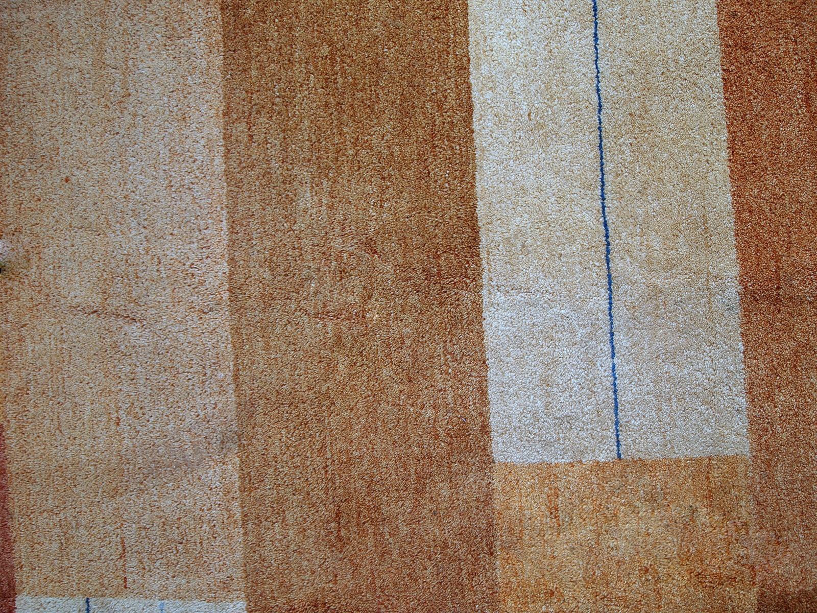 Handgefertigter Vintage-Teppich im Gabbeh-Stil, 1980er Jahre, 1C463 im Zustand „Gut“ im Angebot in Bordeaux, FR
