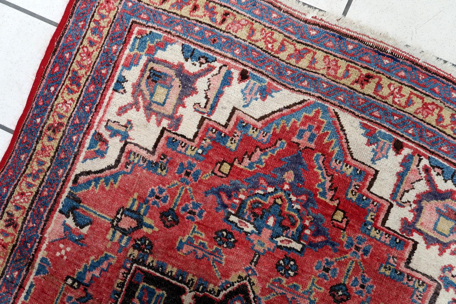 Handgefertigter Vintage-Teppich im Hamadan-Stil, 1970er Jahre, 1C1040 (Ende des 20. Jahrhunderts) im Angebot