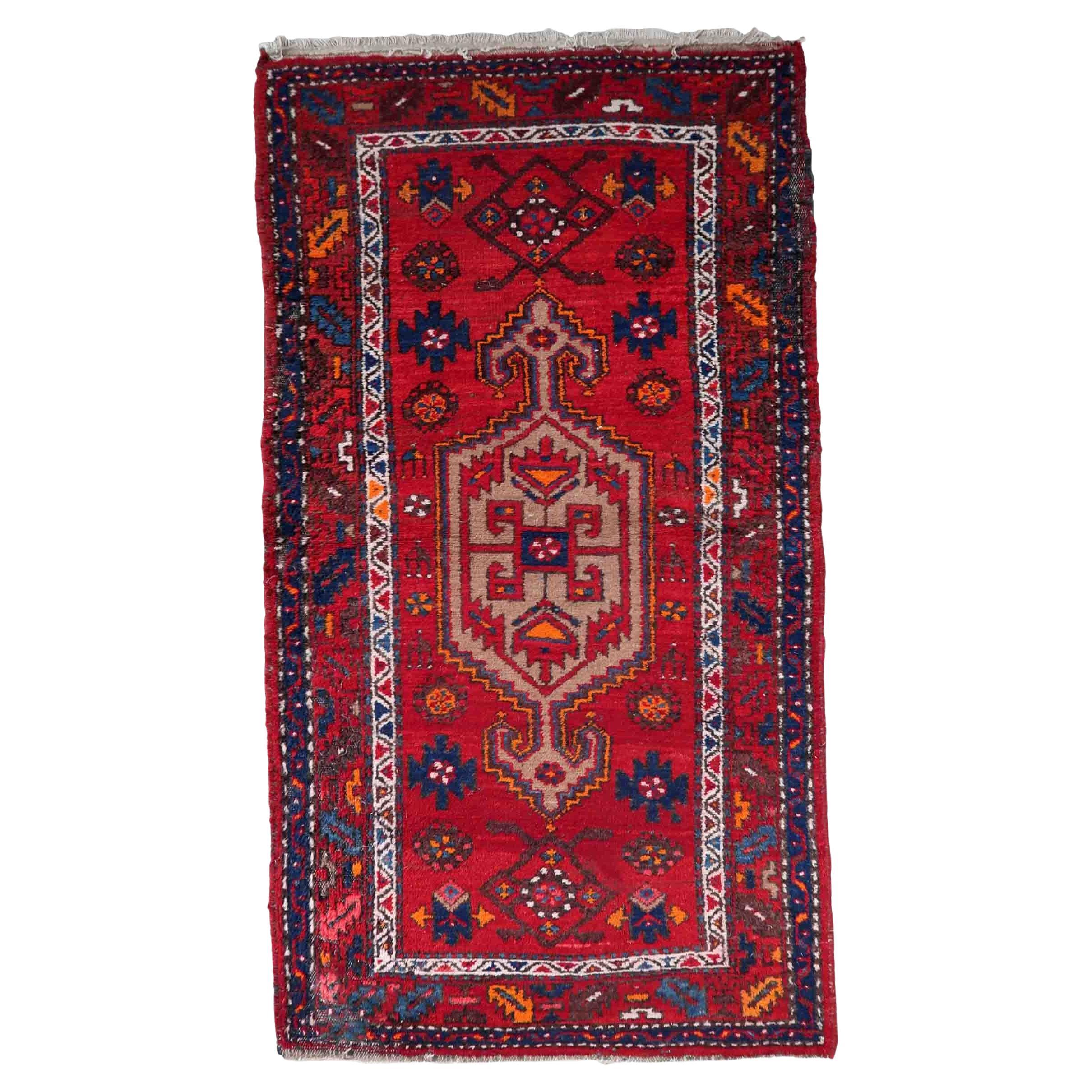 Handmade Vintage Hamadan Style Rug, 1970s, 1C1053 For Sale