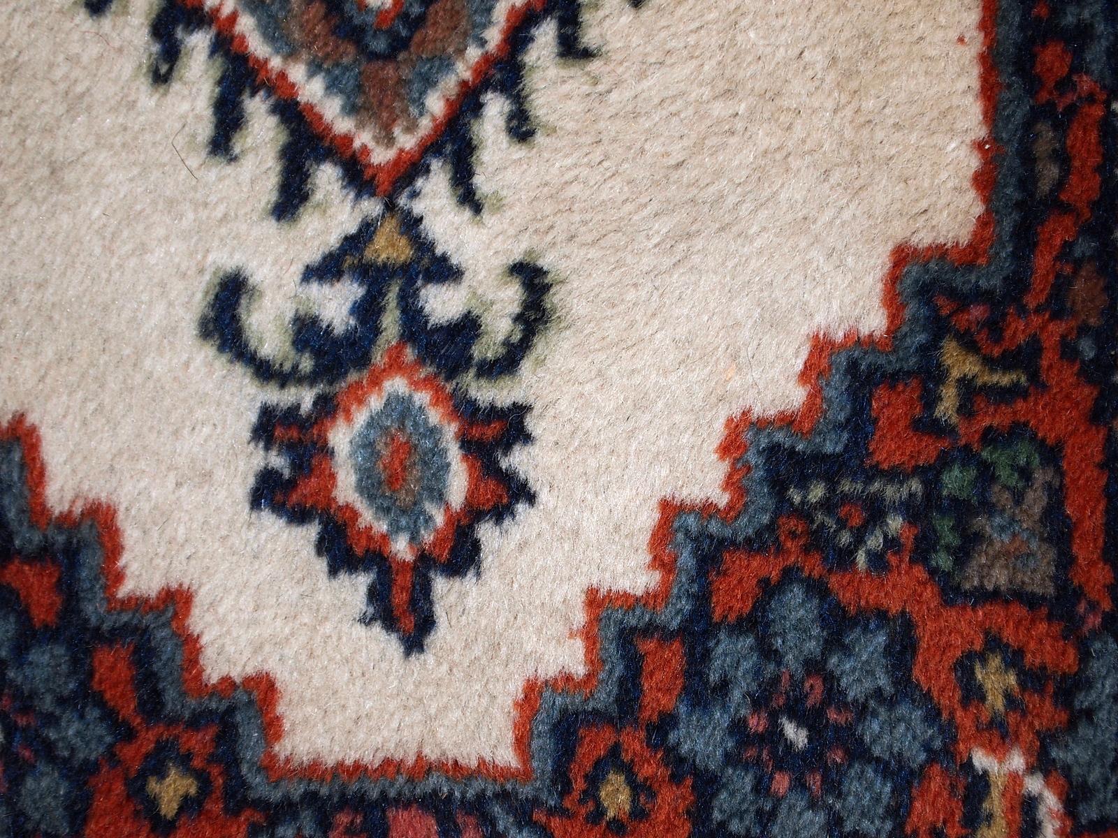Handgefertigter Vintage-Teppich im Hamadan-Stil, 1970er Jahre, 1C652 im Zustand „Gut“ im Angebot in Bordeaux, FR