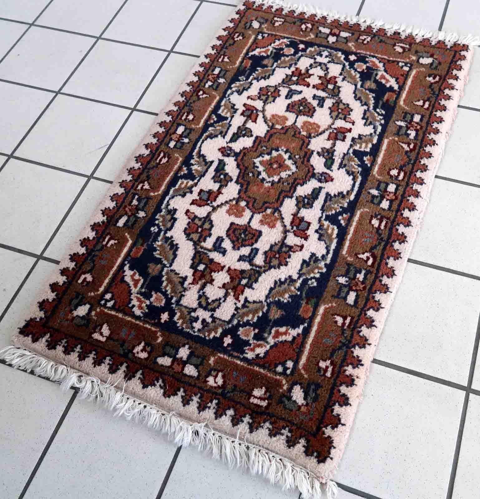 Indiano Tappeto vintage fatto a mano in stile Hamadan, anni '70, 1C851