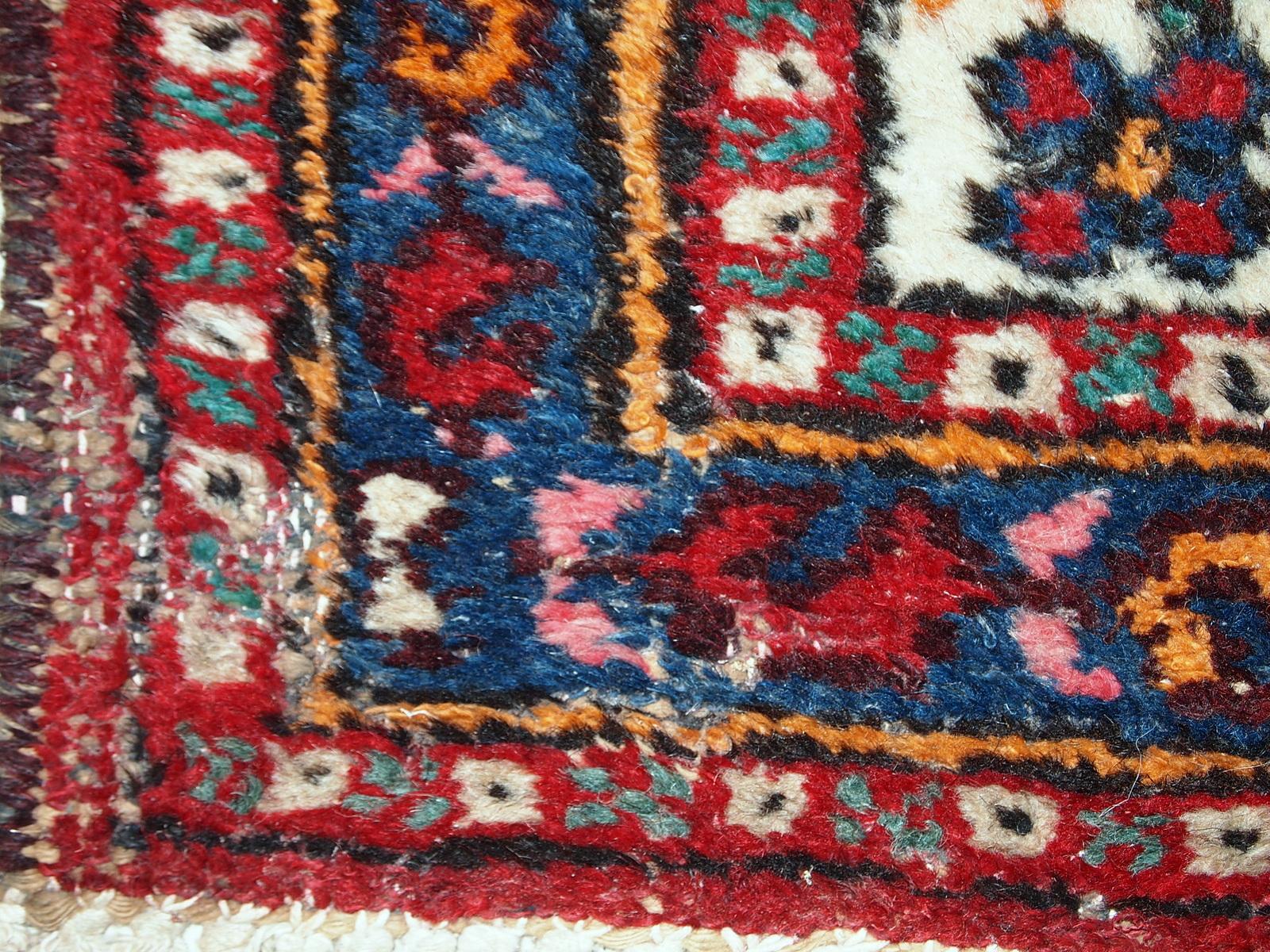 Handmade Vintage Hamadan Style Runner, 1960s, 1C378 In Good Condition For Sale In Bordeaux, FR