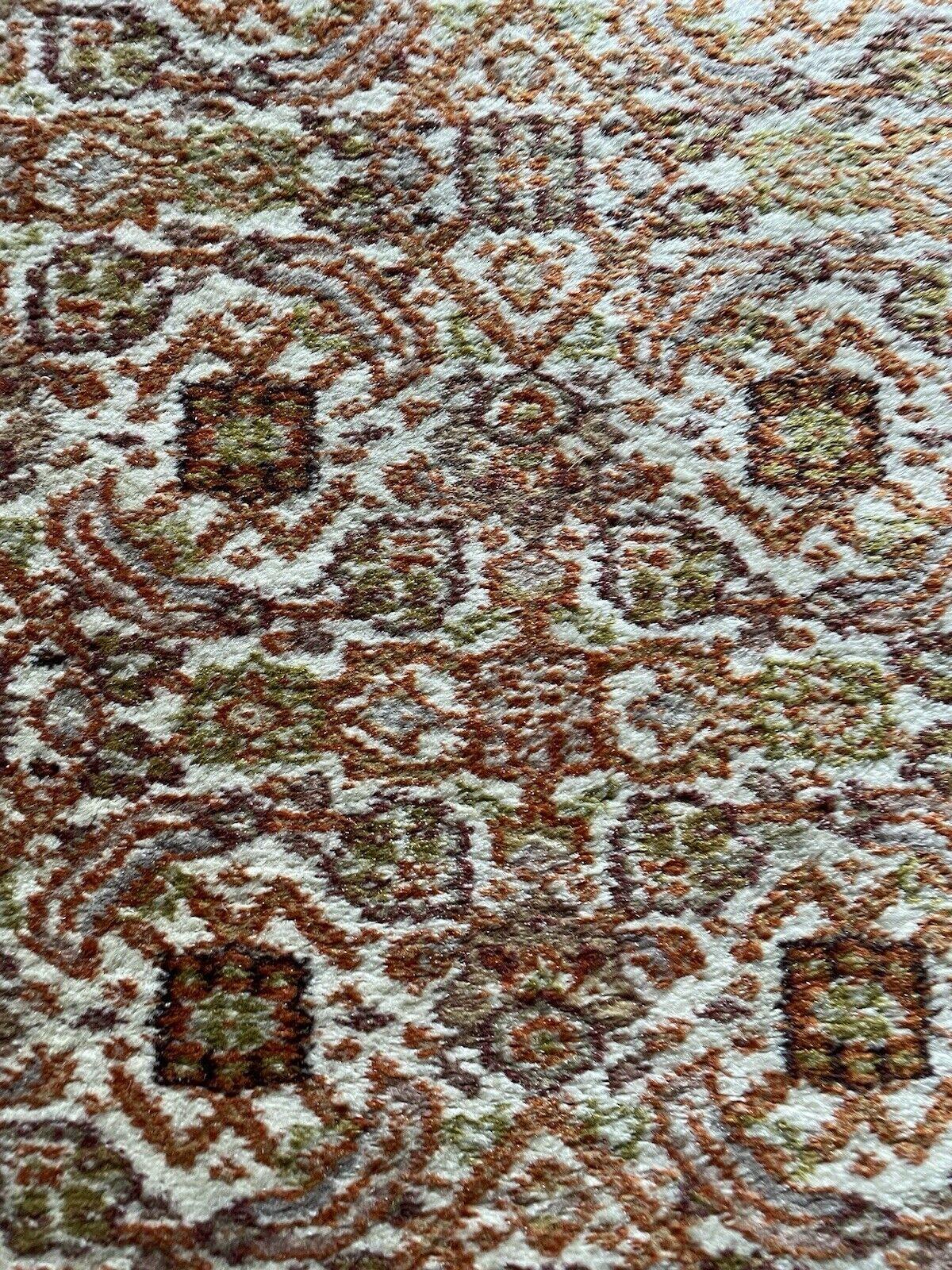 Tissé à la main Tapis indien Agra vintage fait à la main, 4' x 6', 1970 - 1N75 en vente