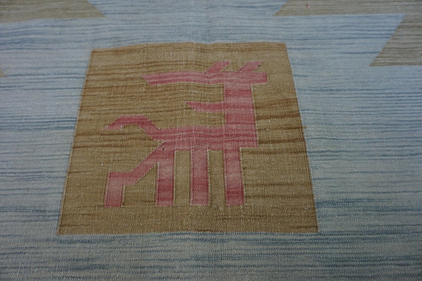 Handmade Vintage Indian Dhurrie Kilim Rug 6.5' x 8.2', 1970s - 1D45 In Good Condition For Sale In Bordeaux, FR