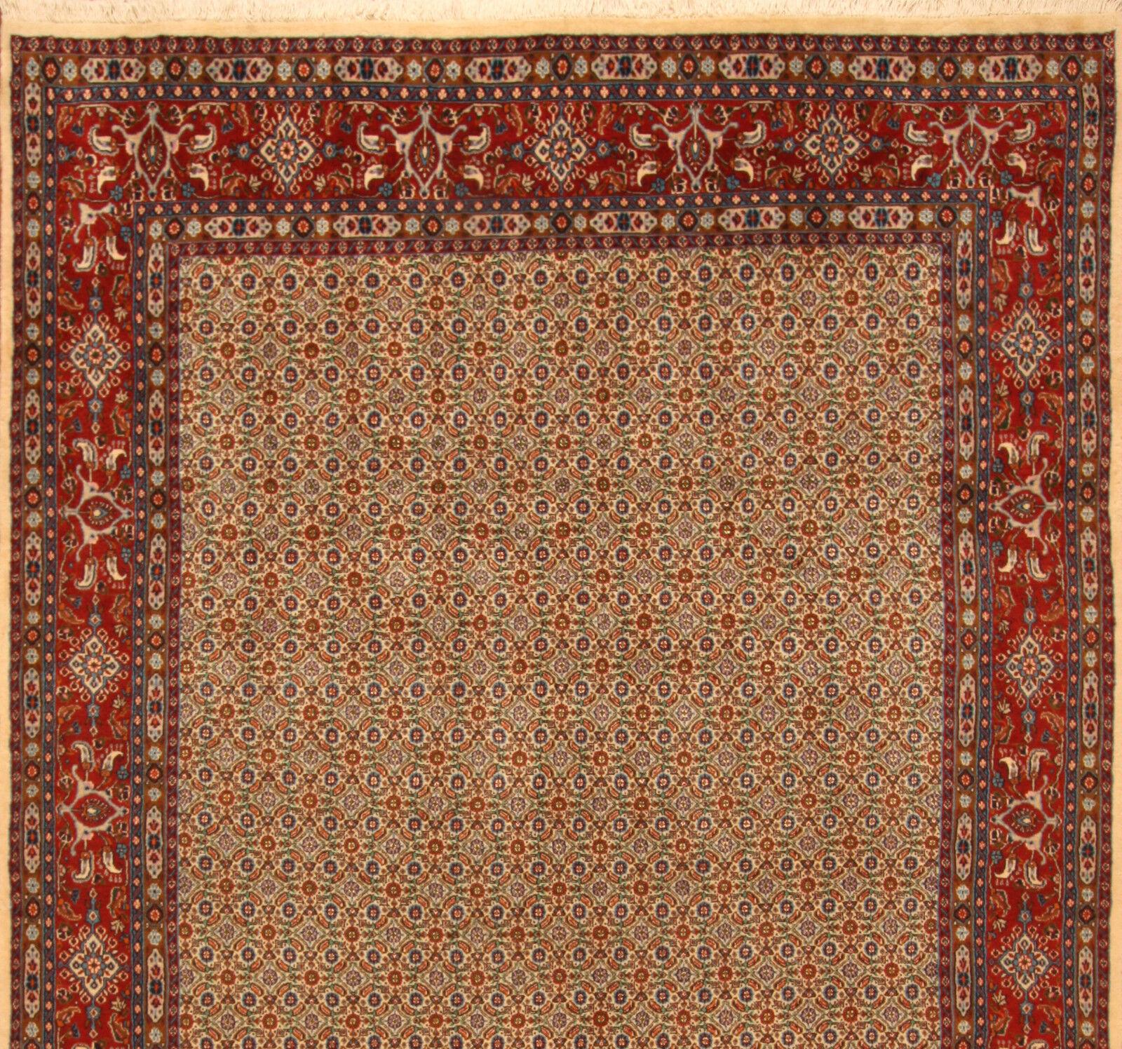 Handmade Vintage Indian Mahal Rug 6.3' x 9.8', 1970s - 1T30 For Sale 4