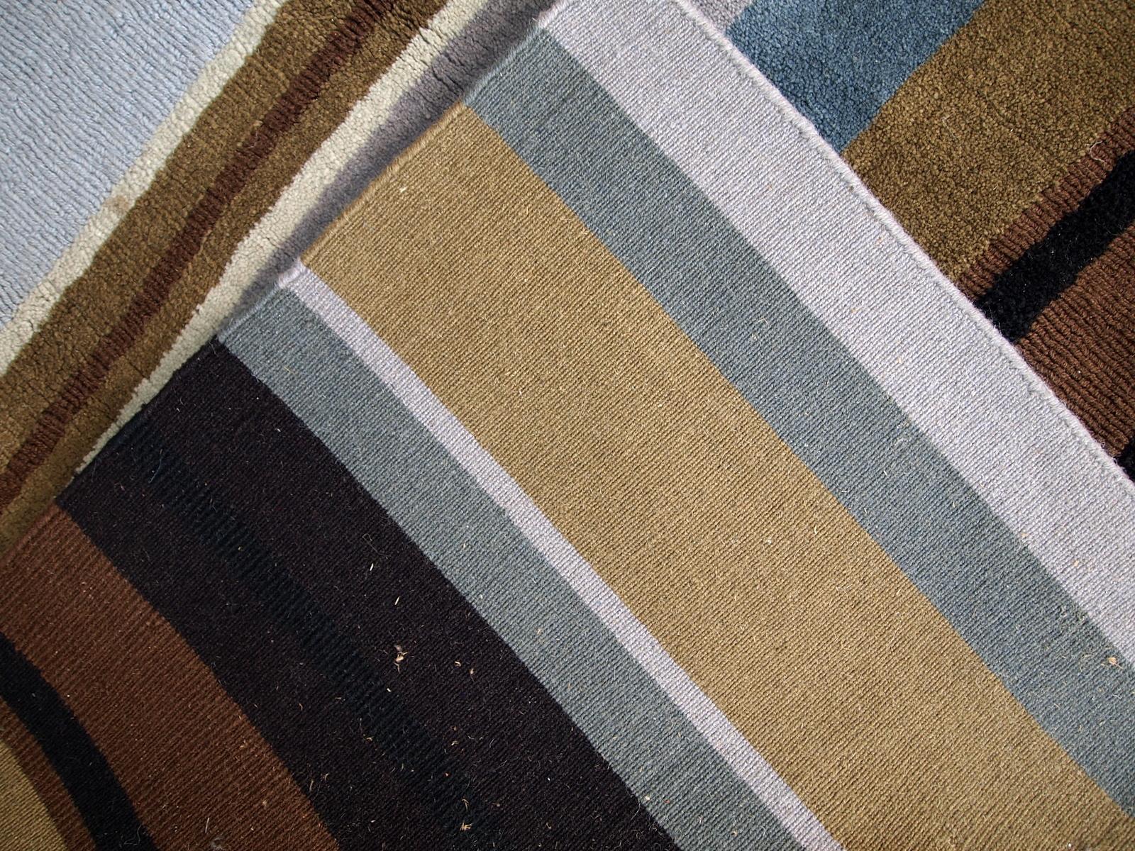 Handmade vintage Indian Modern rug, 1980s - 1C551 For Sale 6