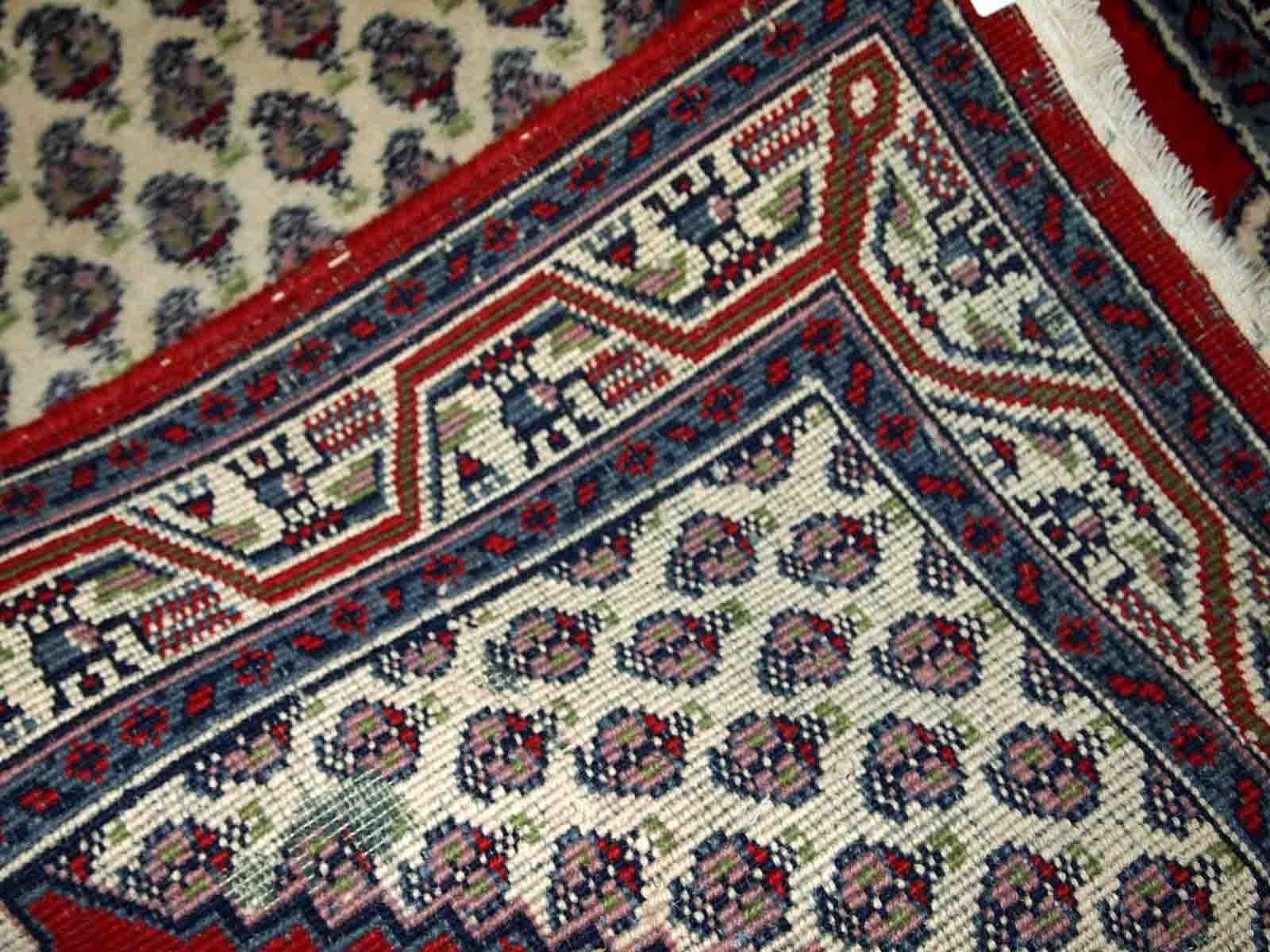 Late 20th Century Handmade Vintage Indian Seraband Rug, 1970s, 1C757 For Sale