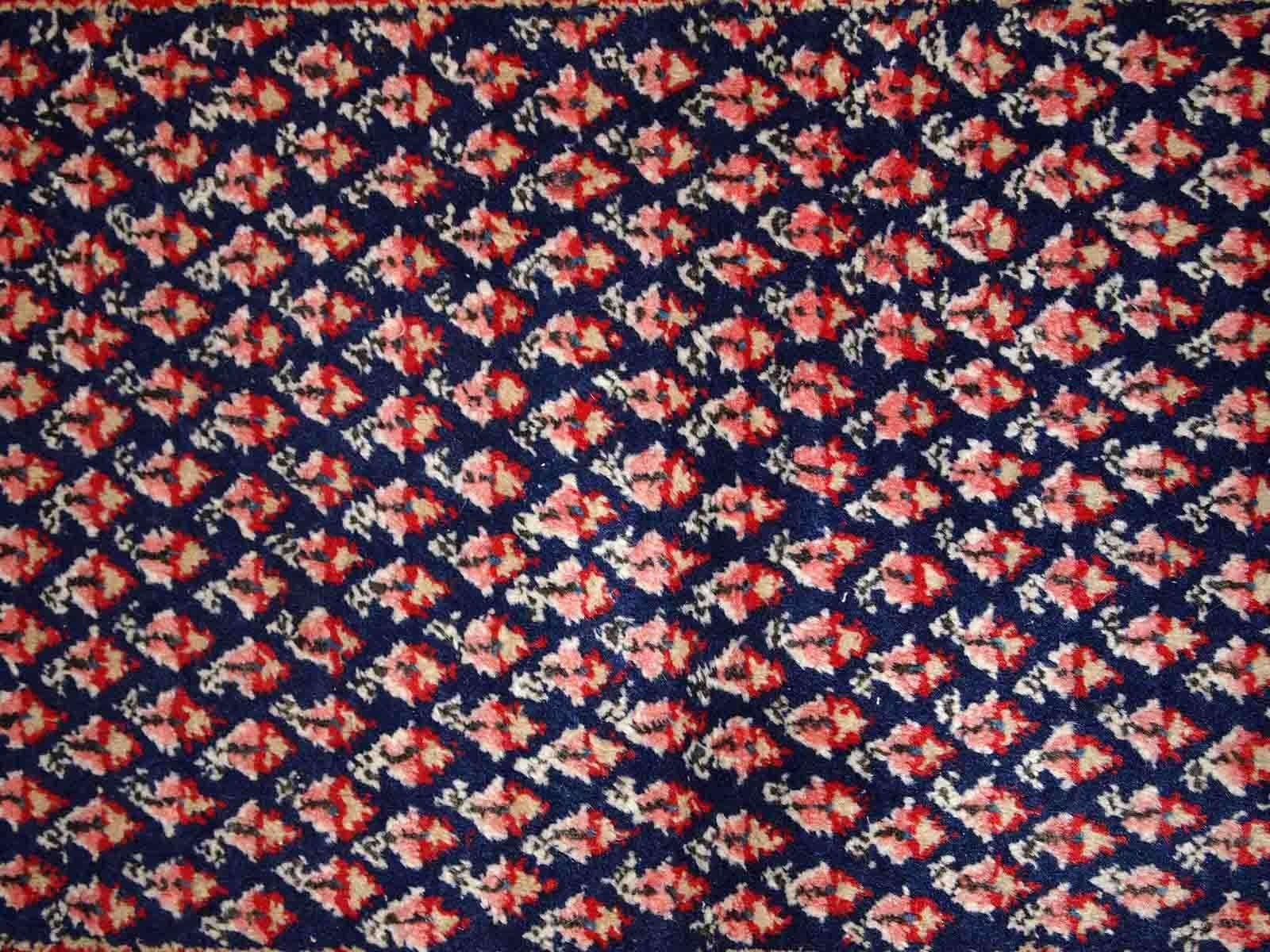Handgefertigter indischer Seraband-Teppich im Vintage-Stil, 1970er Jahre, 1C800 im Zustand „Gut“ im Angebot in Bordeaux, FR