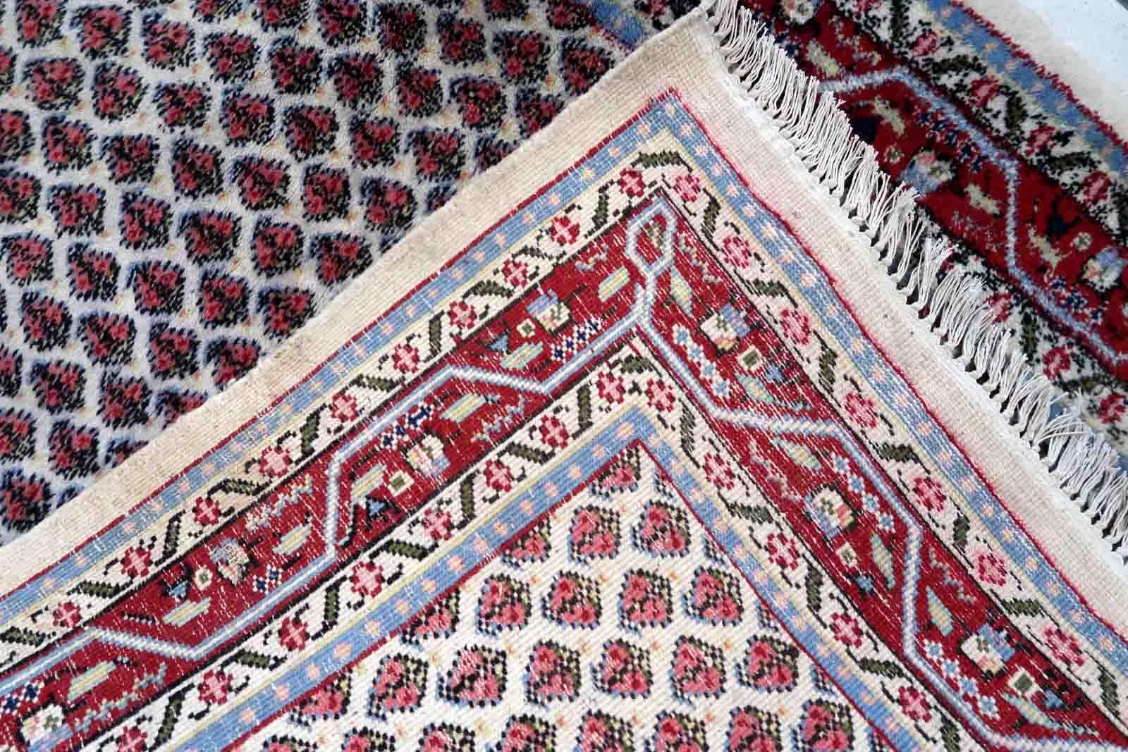 Hand-Knotted Handmade Vintage Indian Seraband Rug, 1970s, 1C859 For Sale