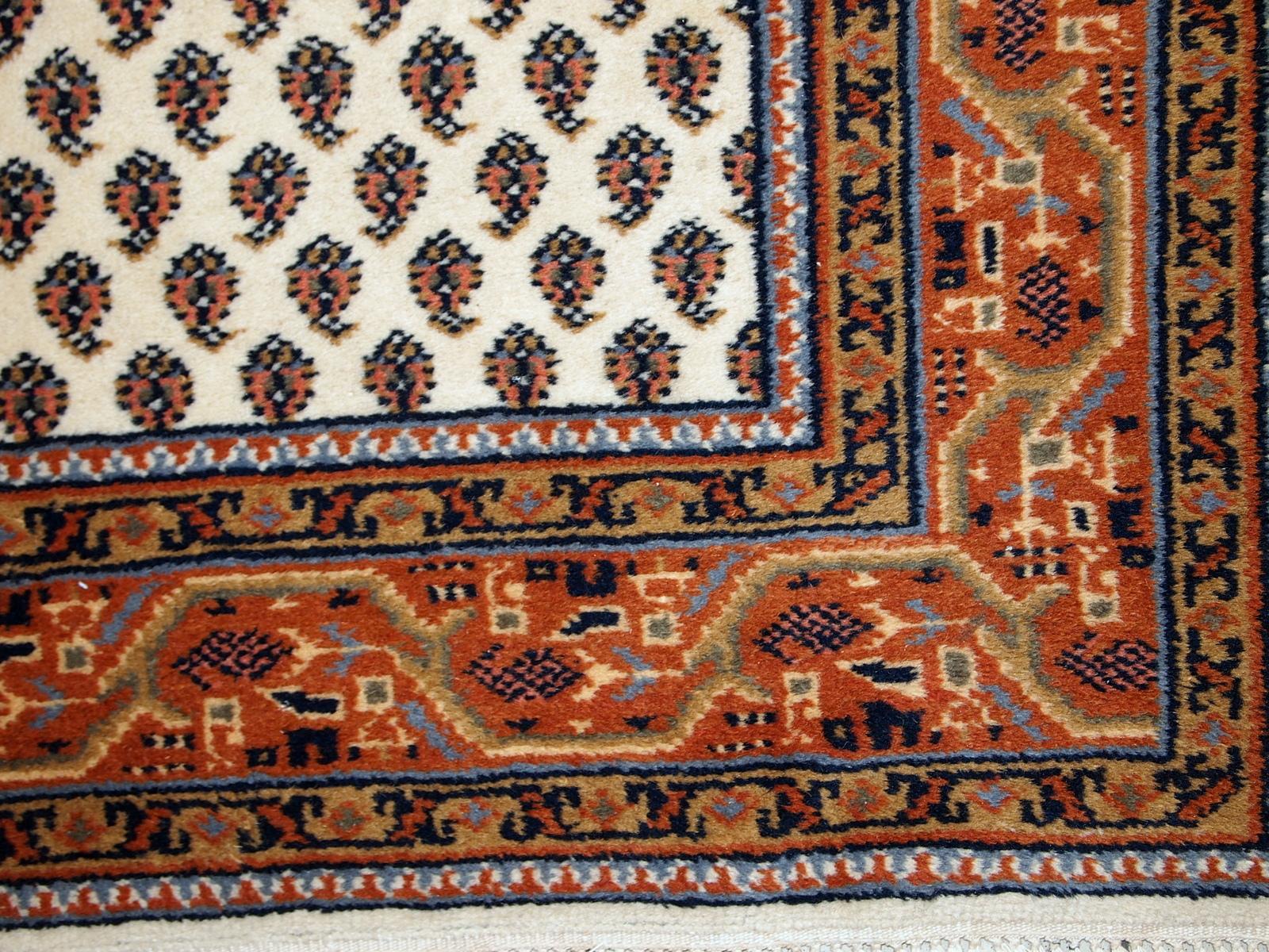 Handmade Vintage Indian Seraband Style Rug, 1980s, 1C519 In Good Condition For Sale In Bordeaux, FR