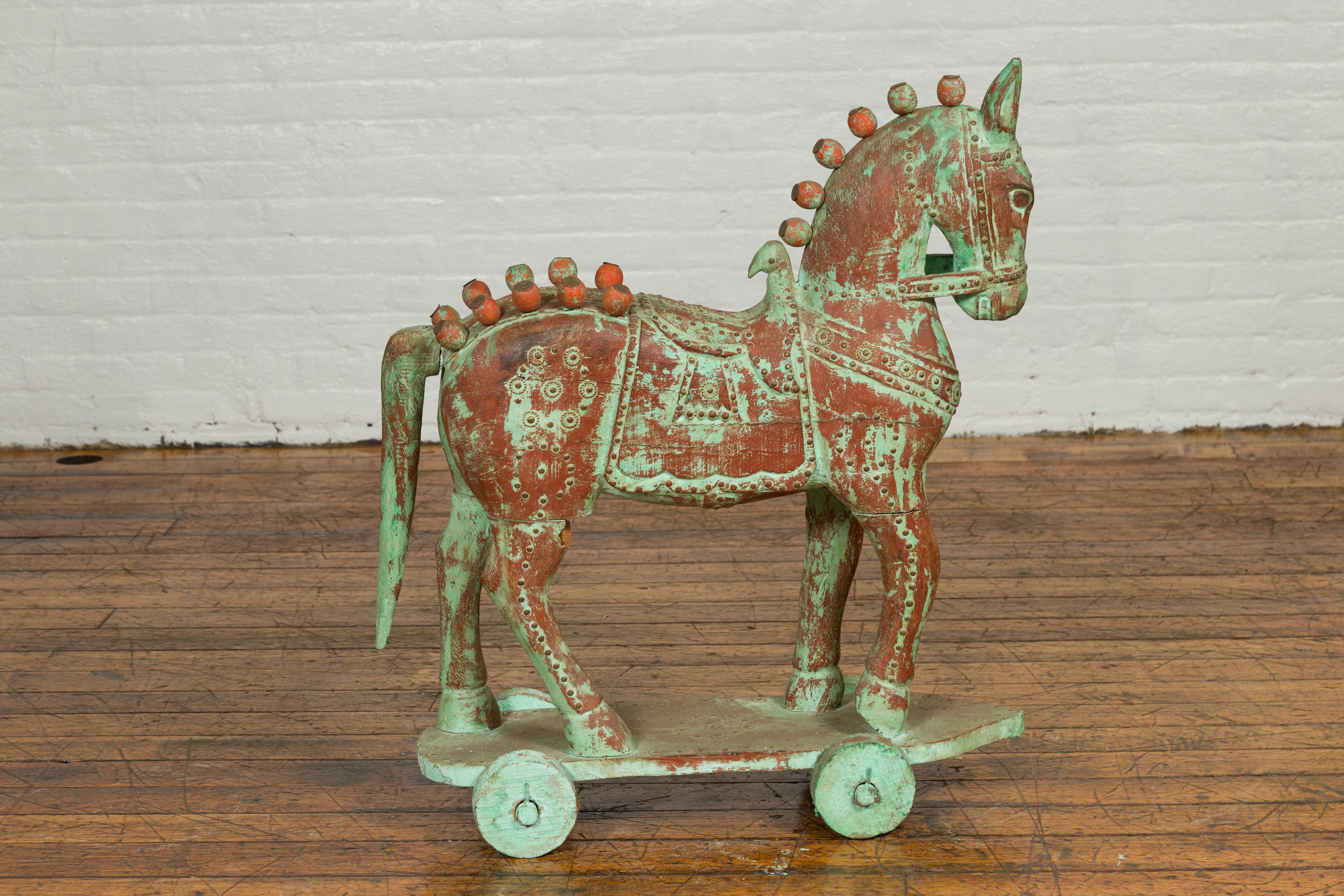 Handmade Vintage Indian Temple Horse Toy on Wheels from Madras with Spheres For Sale 1