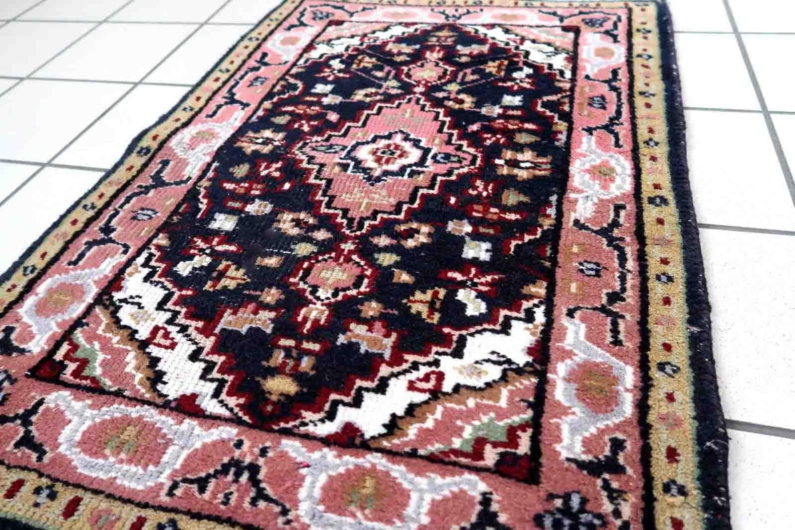 Indien Tapis indo-mahal vintage fait à la main, années 1970, 1C910 en vente