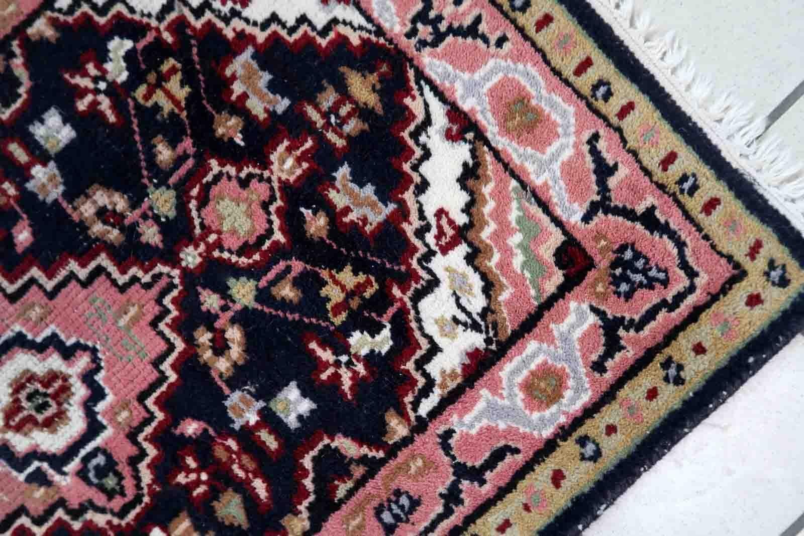 Handgefertigter Vintage Indo-Mahal-Teppich, 1970er Jahre, 1C910 (Ende des 20. Jahrhunderts) im Angebot