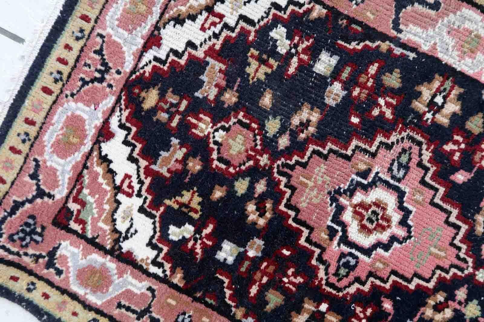 Handgefertigter Vintage Indo-Mahal-Teppich, 1970er Jahre, 1C910 im Angebot 1