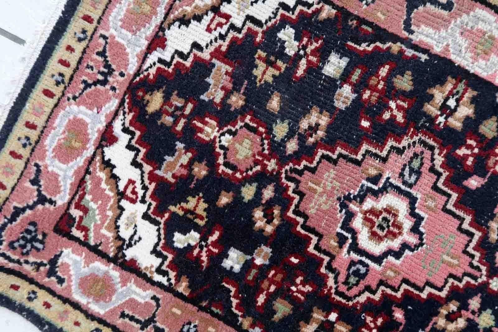 Tapis indo-mahal vintage fait à la main, années 1970, 1C910 en vente 1