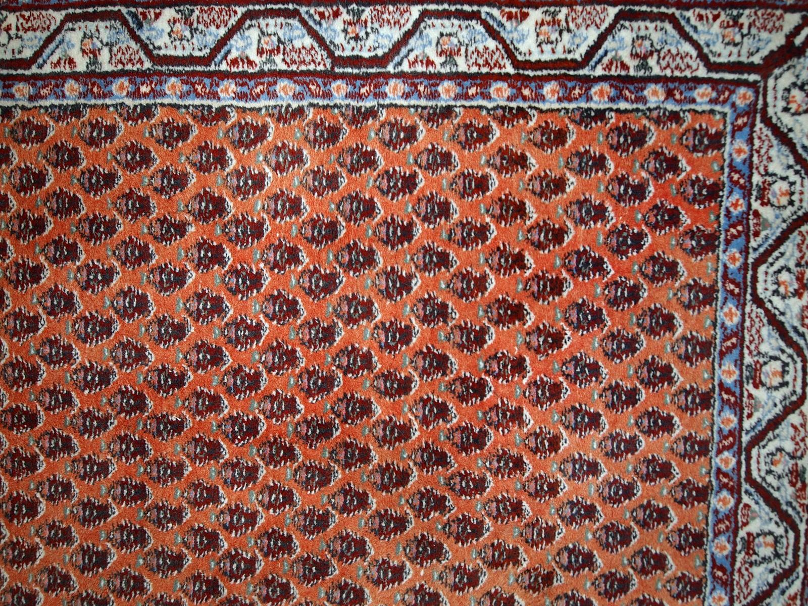Late 20th Century Handmade vintage Indo-Seraband rug, 1980s - 1C742 For Sale