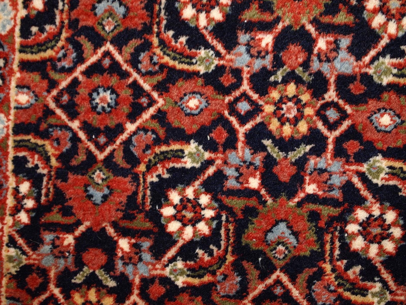 Handgefertigter indo-tabrizischer Vintage-Teppich, 1980er Jahre, 1C718 (Wolle) im Angebot