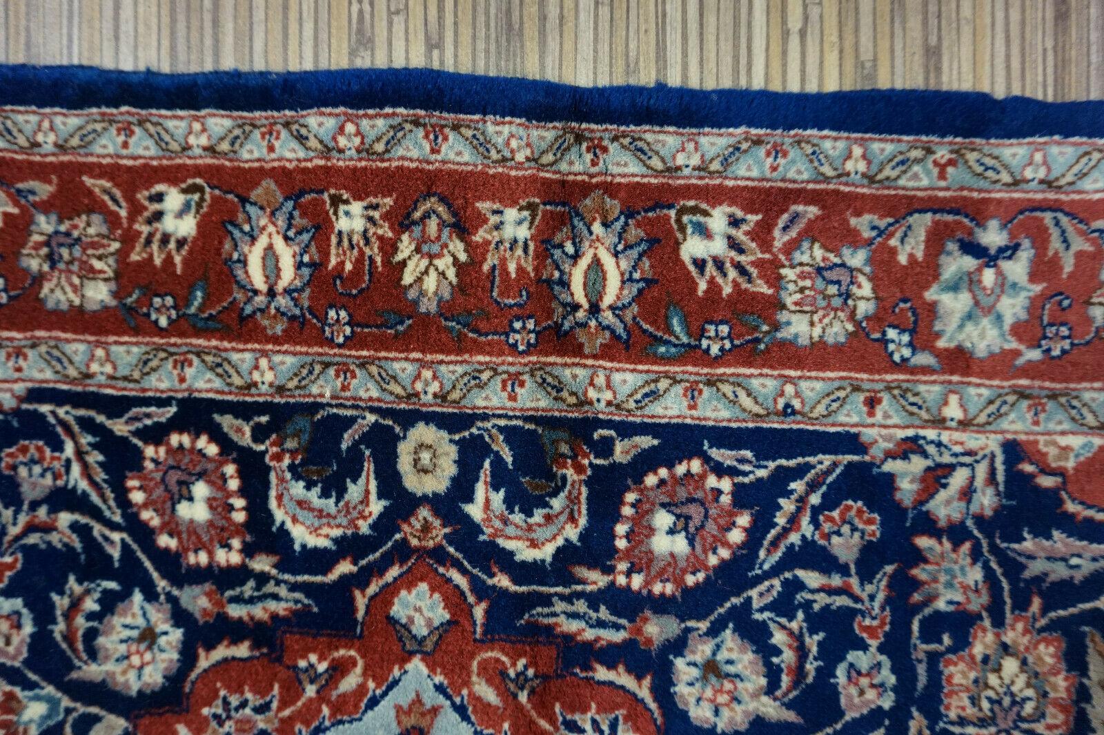 Handmade Vintage Isfahan Style Rug, 1970s, 1d21 For Sale 3