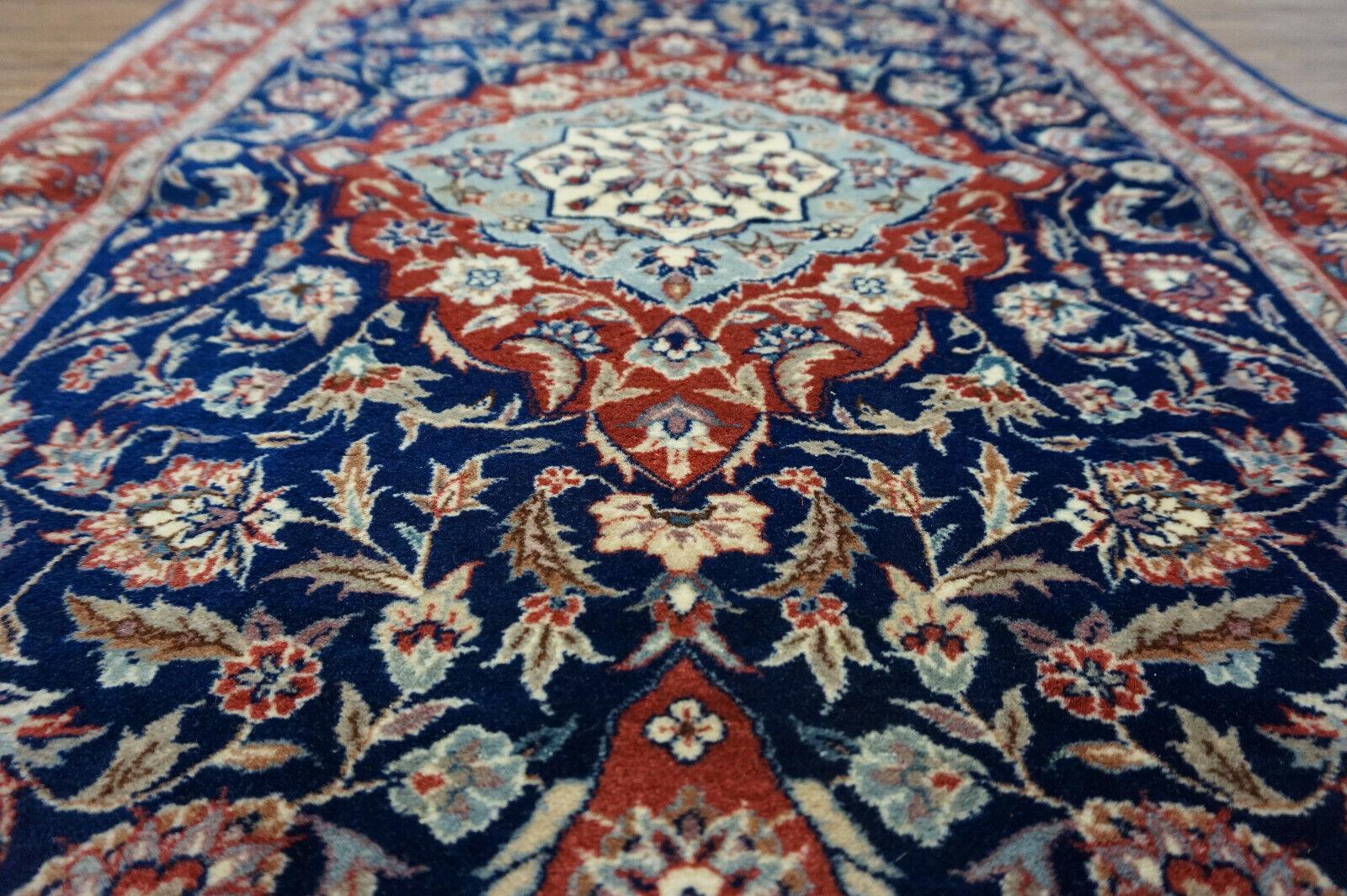 Handmade Vintage Isfahan Style Rug, 1970s, 1d21 For Sale 2