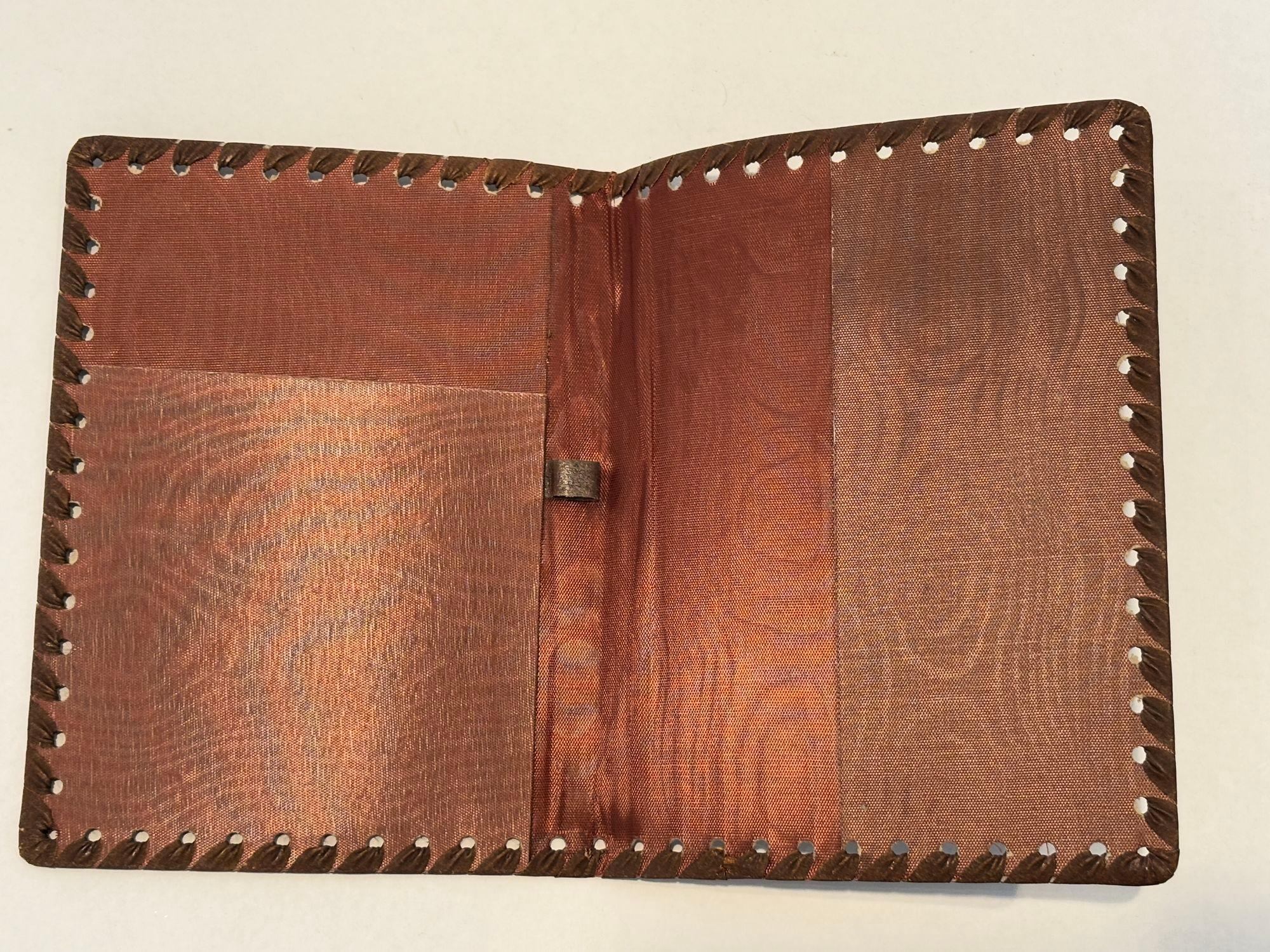 Cuaderno de cuero marrón repujado Firenze Vintage italiano hecho a mano 1960 en venta 2