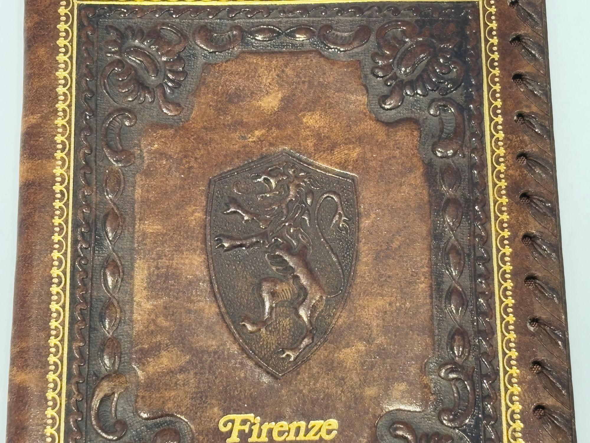 Cuaderno de cuero marrón repujado Firenze Vintage italiano hecho a mano 1960 Italiano en venta