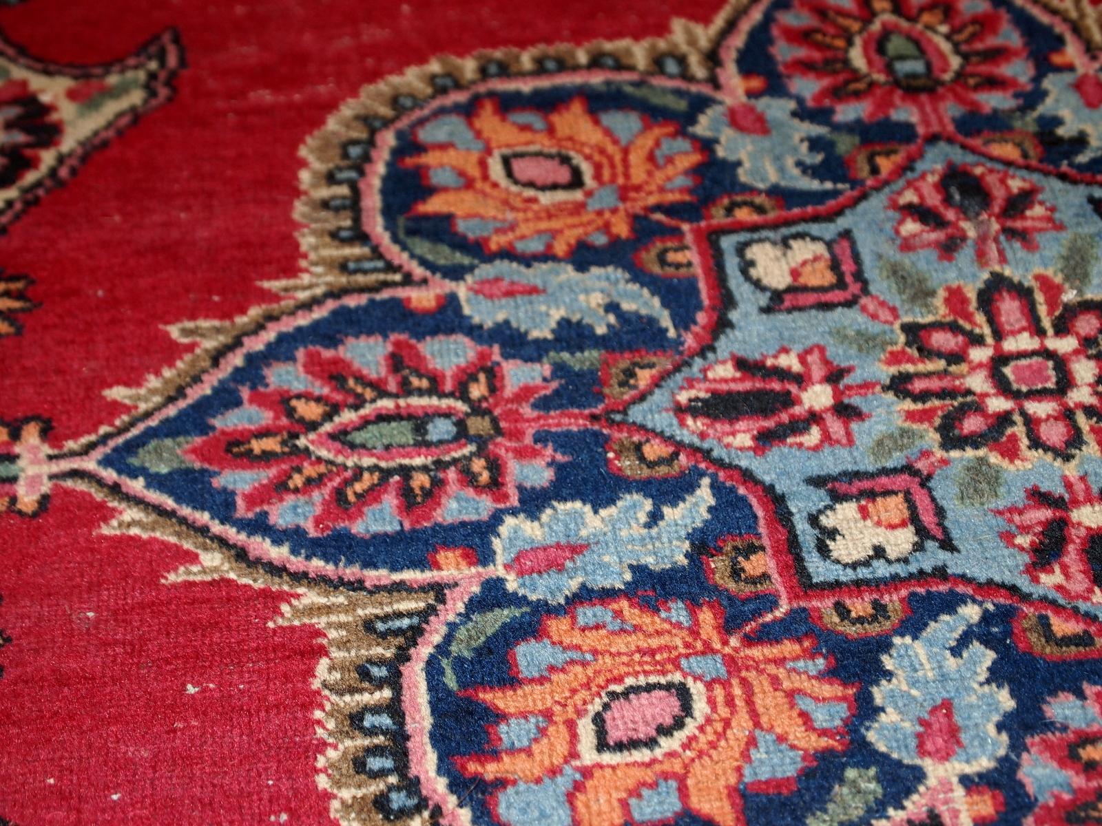 Handgefertigter Vintage-Teppich im Kazvin-Stil:: 1970er Jahre:: 1C664 (Ende des 20. Jahrhunderts) im Angebot