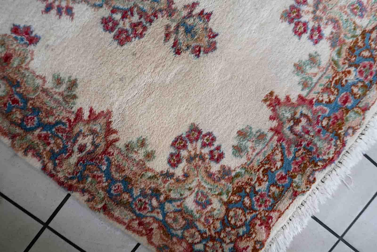 Handmade Vintage Kerman Style Rug, 1960s, 1C1046 In Good Condition For Sale In Bordeaux, FR