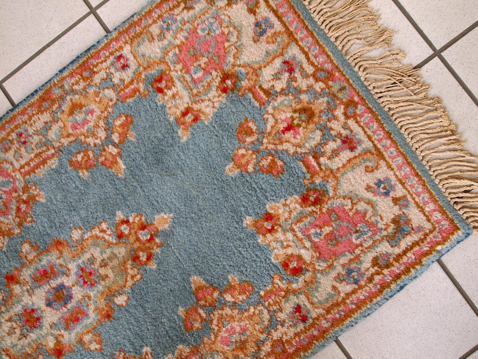 Handgefertigter Vintage-Teppich im Kerman-Stil, 1970er Jahre, 1C643 im Zustand „Gut“ im Angebot in Bordeaux, FR