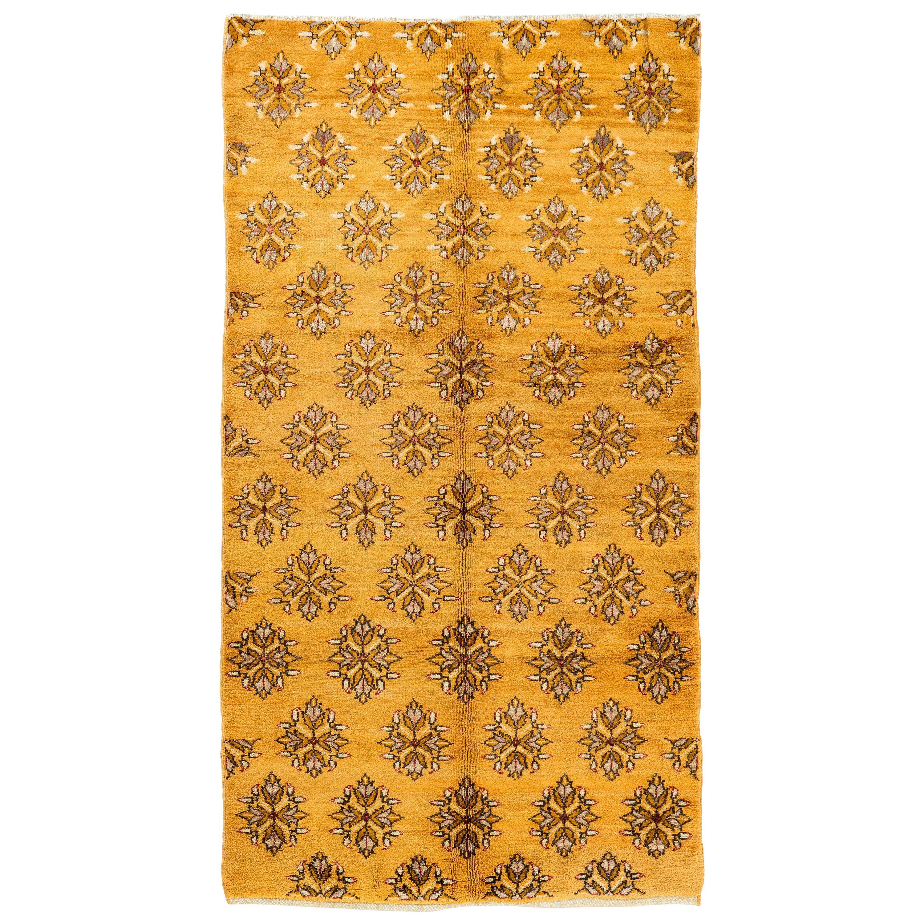 5x9.2 Ft Vintage Konya Rug in Orange and Dark Yellow Color, 100% Soft Wool Pile
